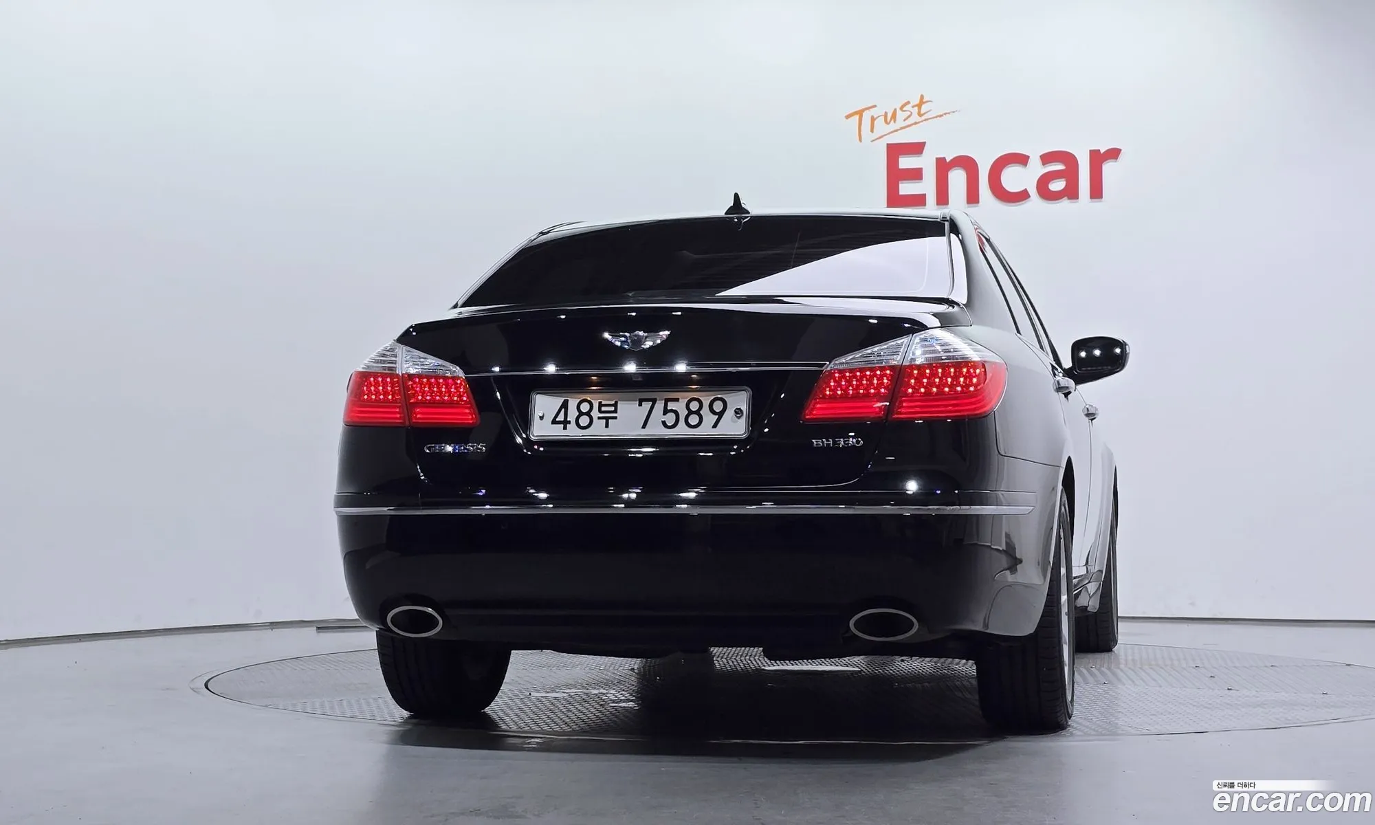 Hyundai Genesis 2010 — 2