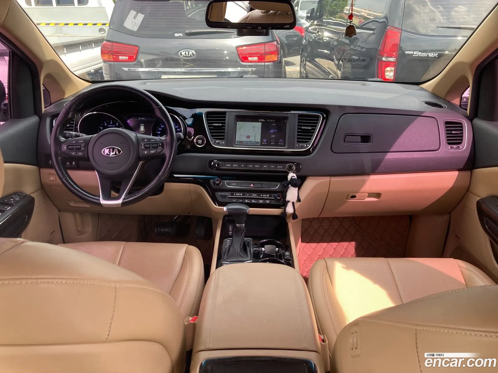 Kia Carnival 2019 — 11