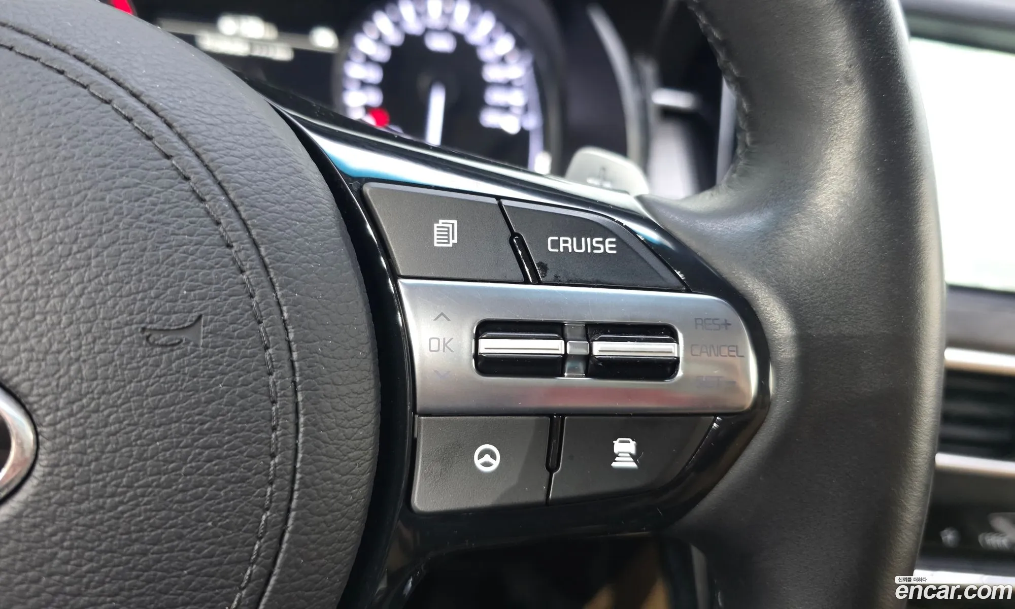 Kia K7 Premier 2020 — 22