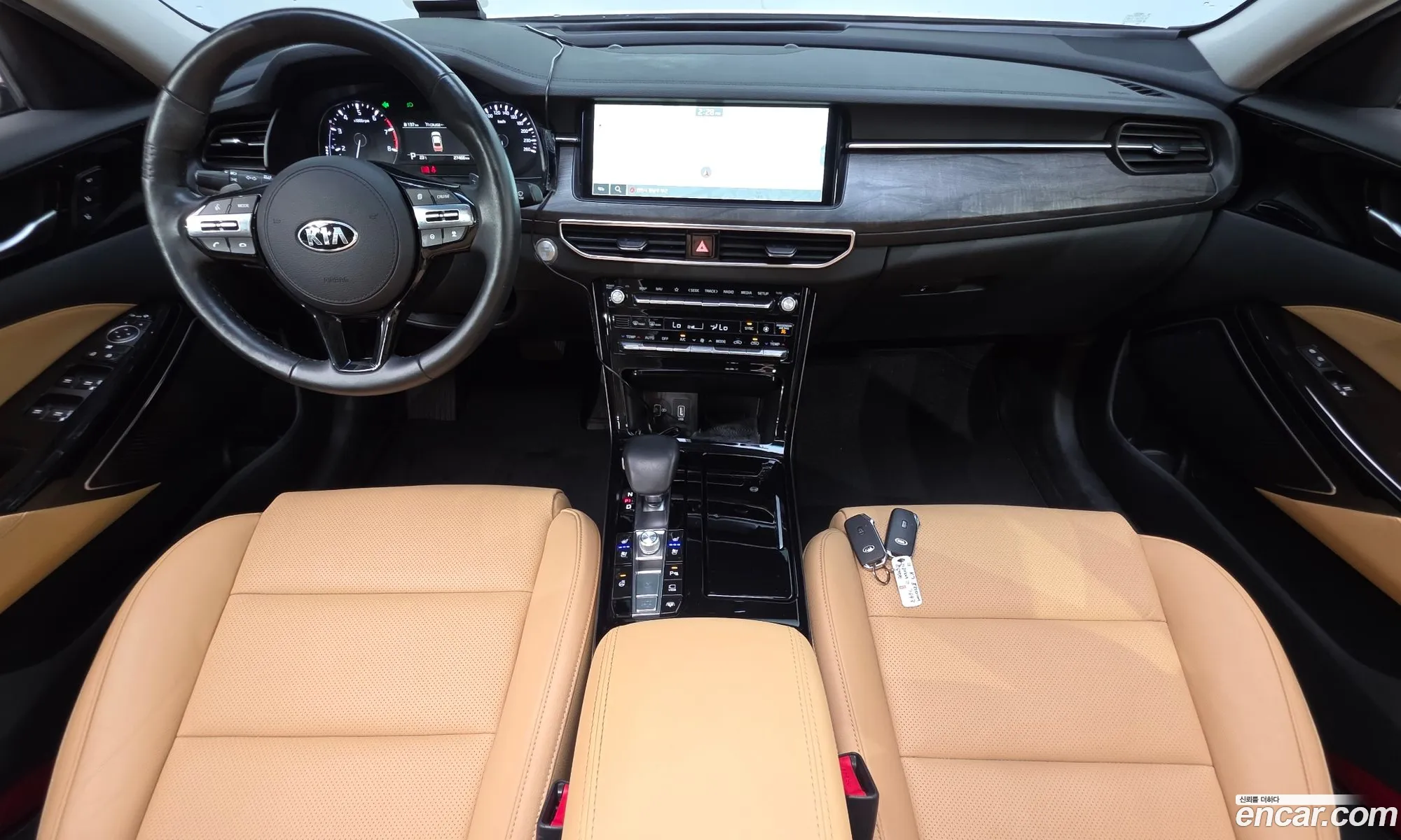 Kia K7 Premier 2020 — 32