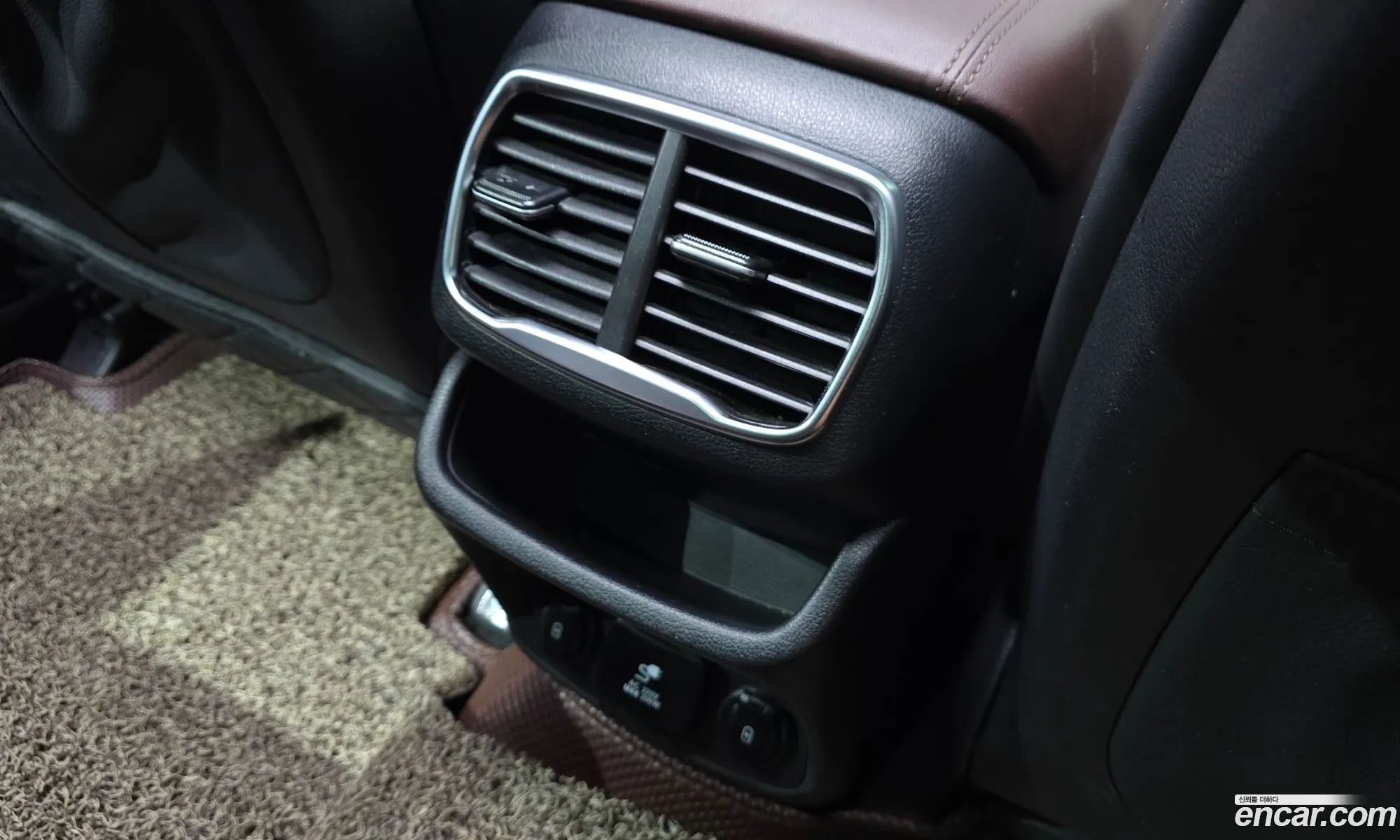 Hyundai Santa Fe TM 2019 — 23