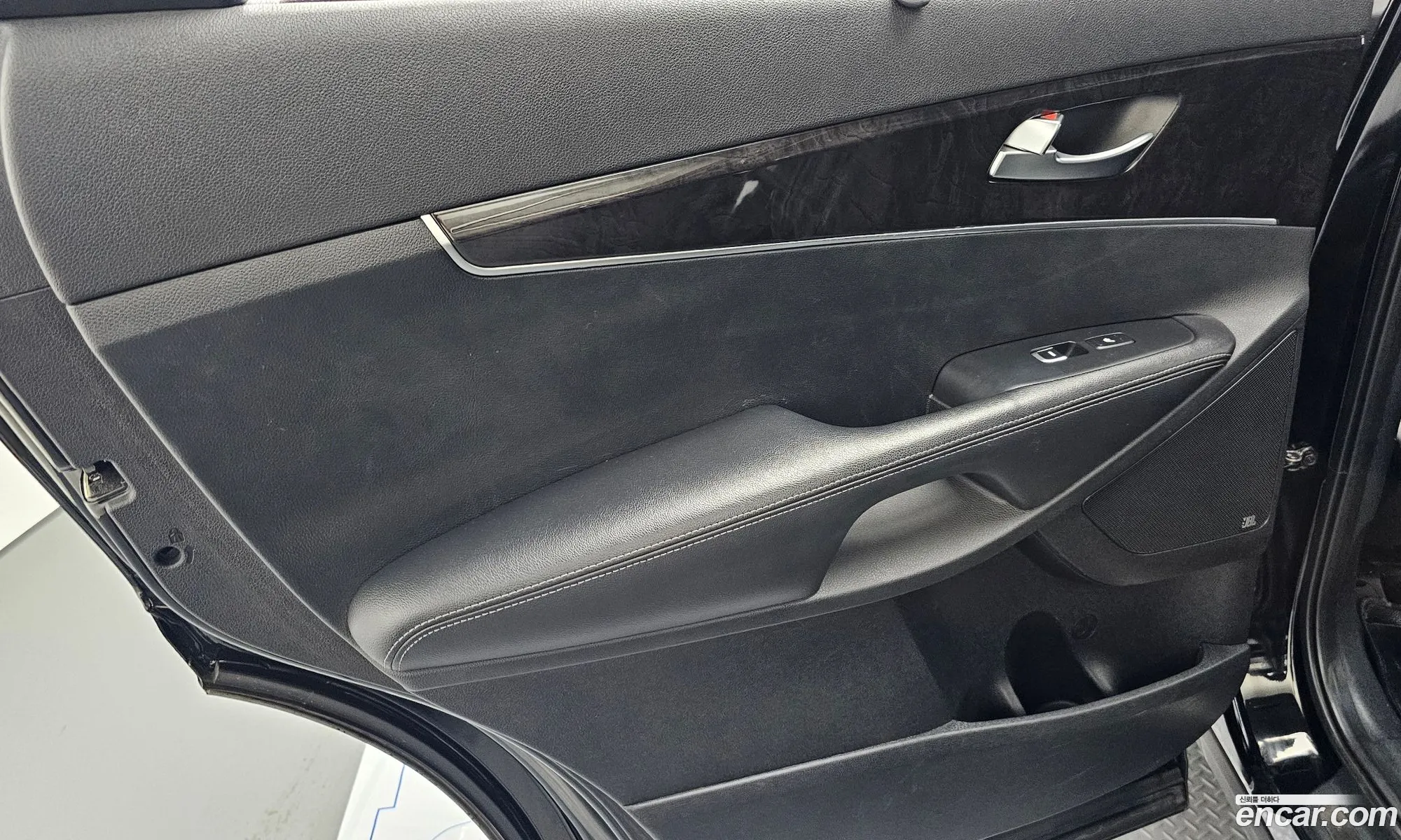 Kia Sorento 2015 — 28