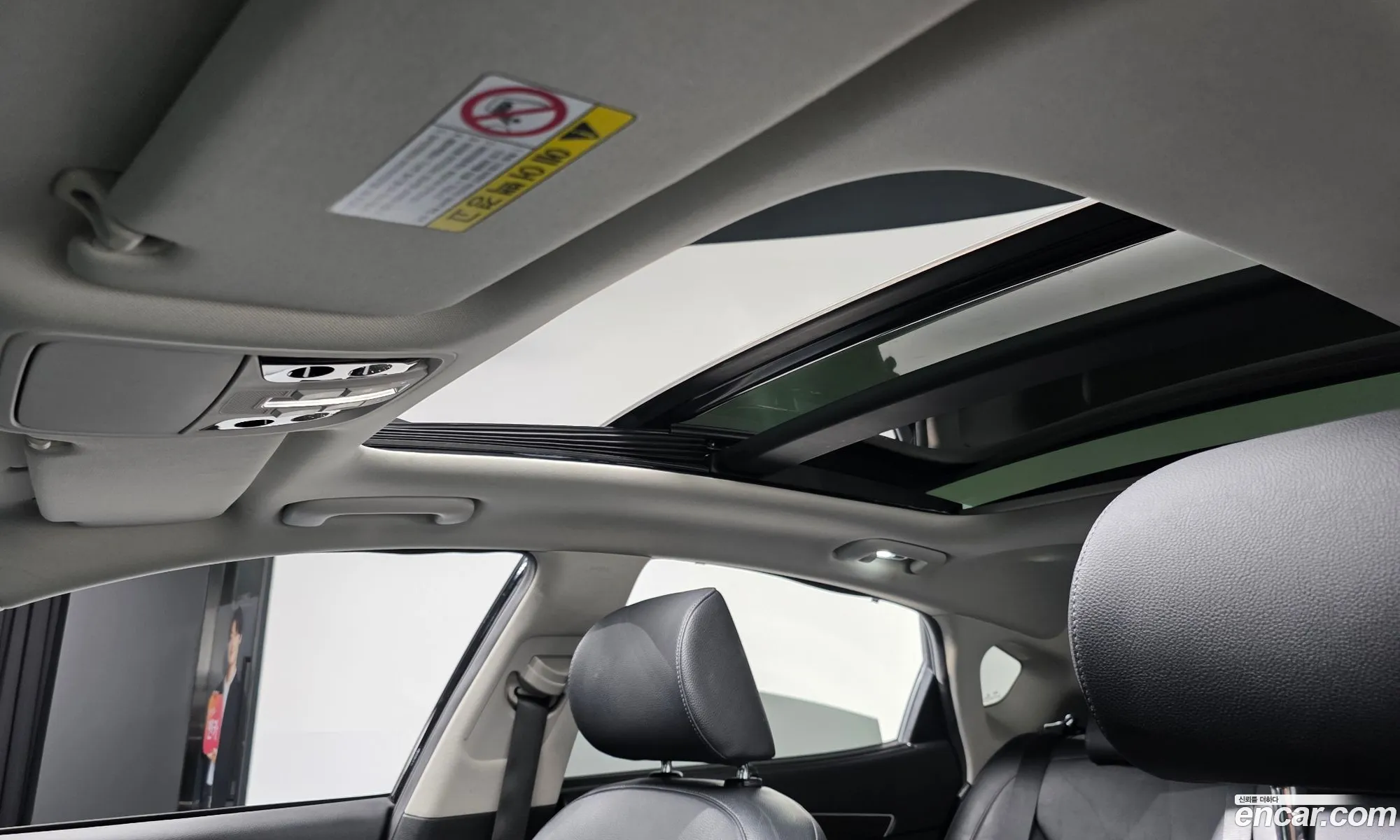 Kia K7 2019 — 18