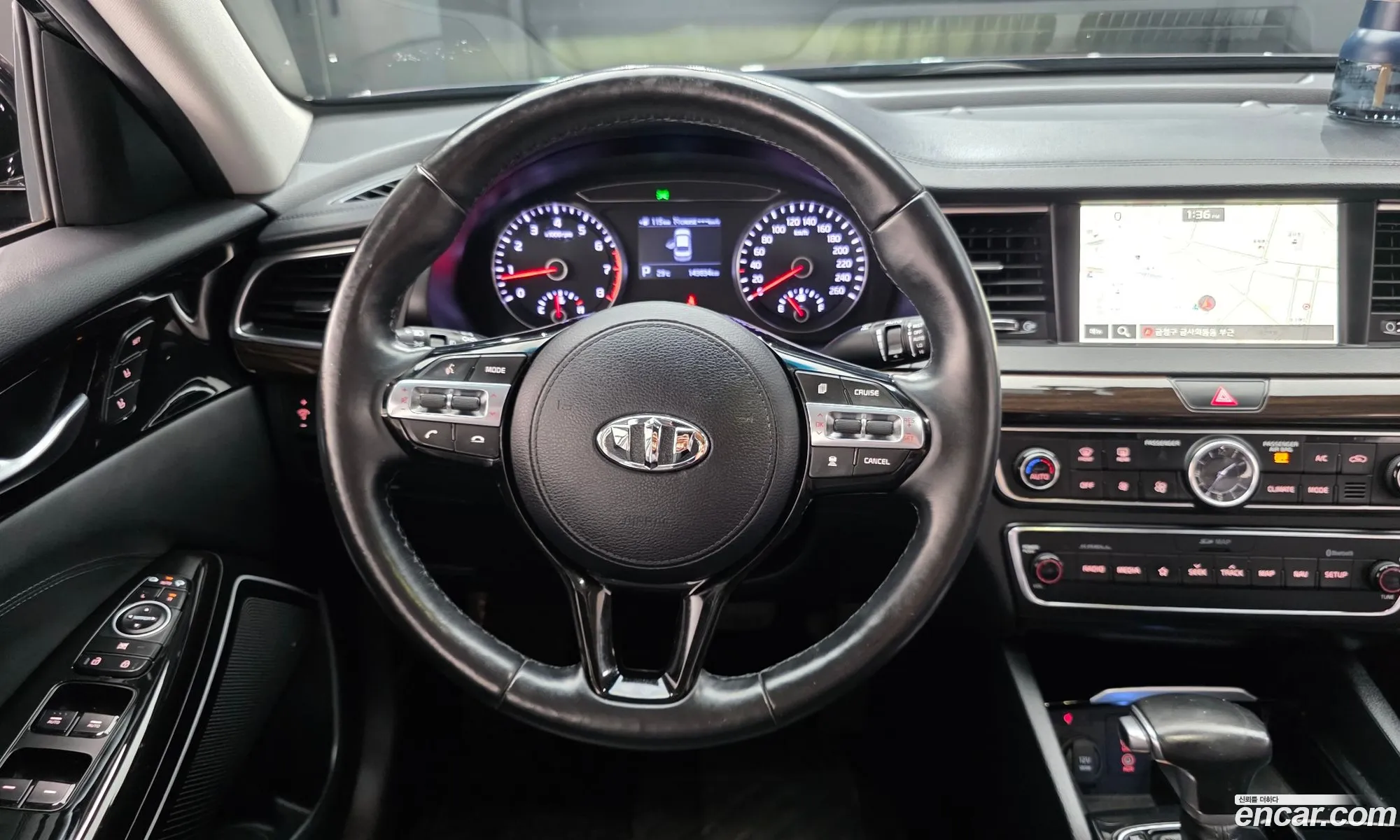 Kia K7 2019 — 10