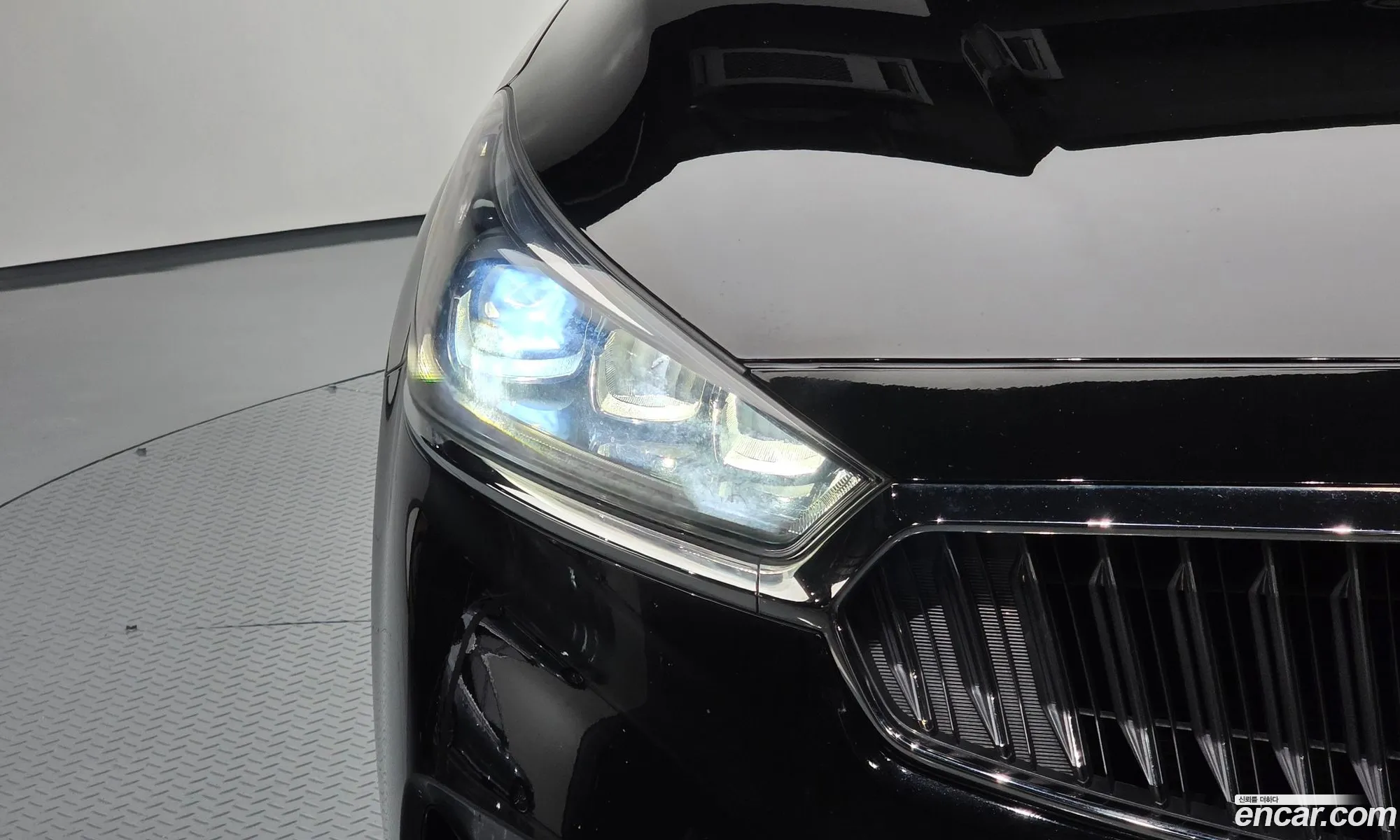 Kia K7 2019 — 9