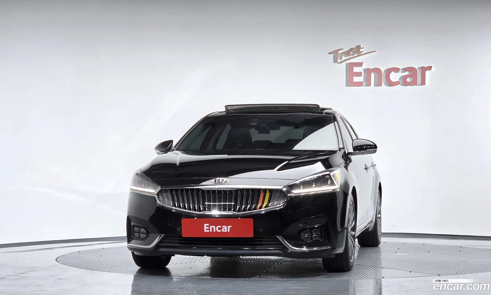 Kia K7 2019 — 25