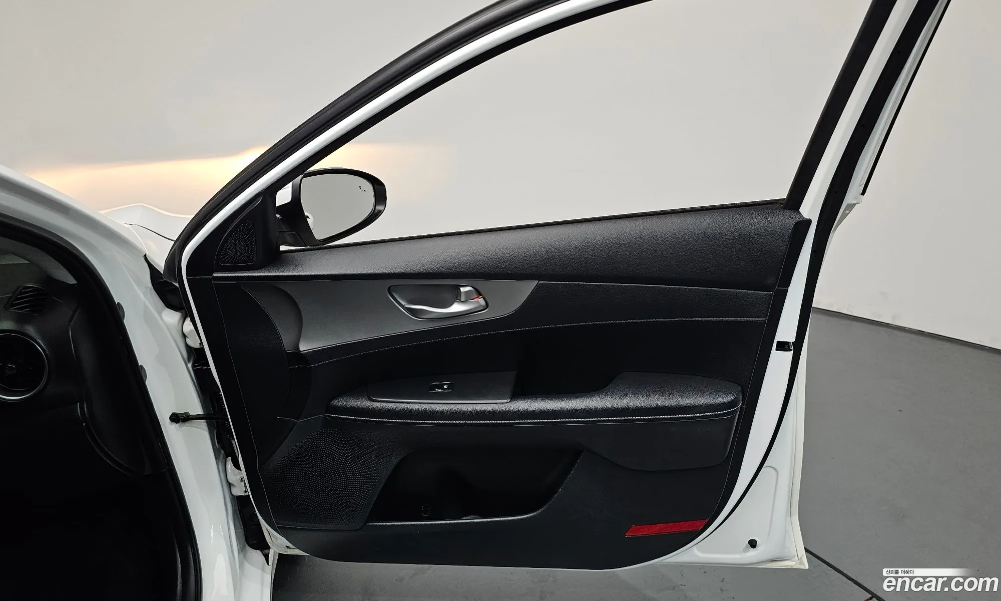 Kia K3 2020 — 23
