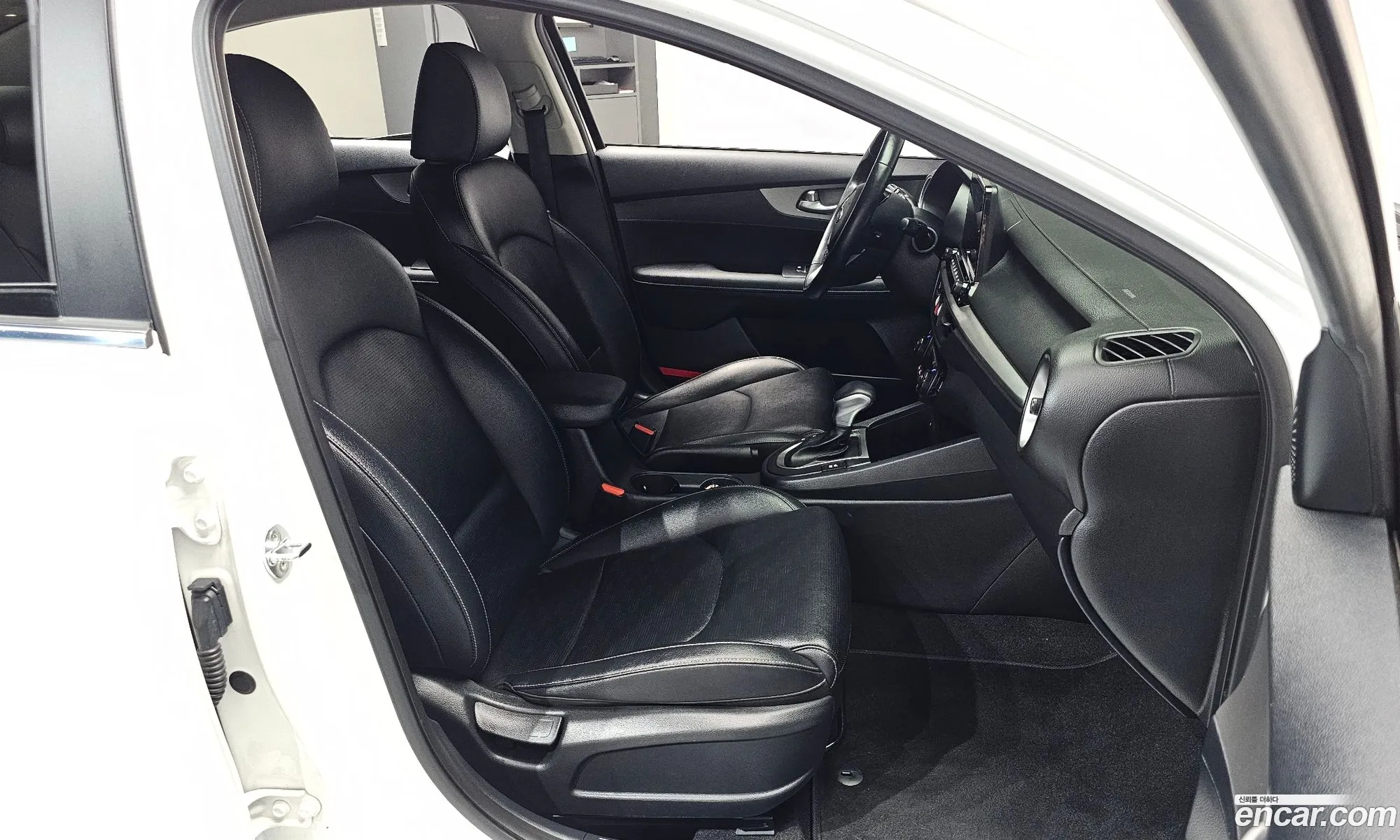 Kia K3 2020 — 18