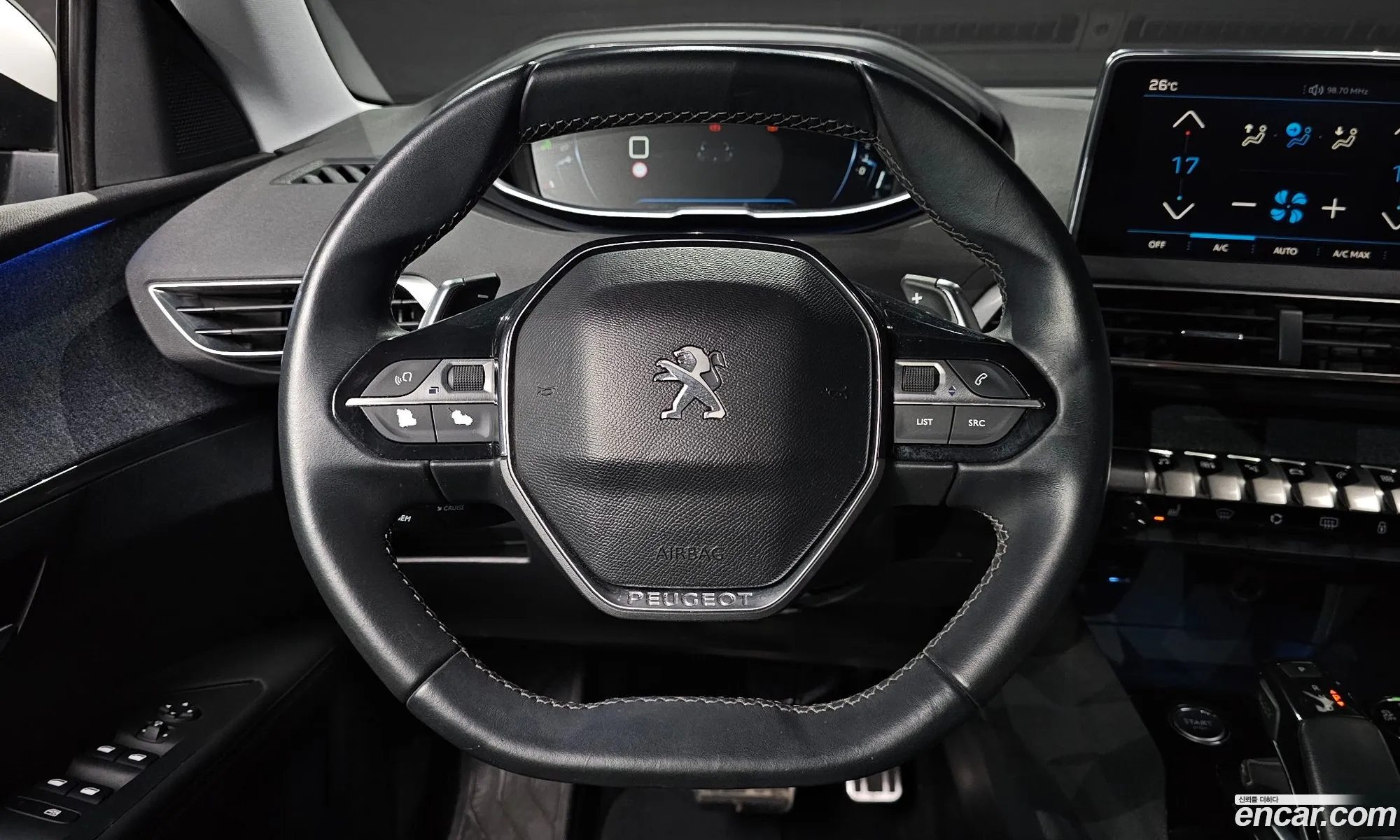 Peugeot 3008 2017 — 2