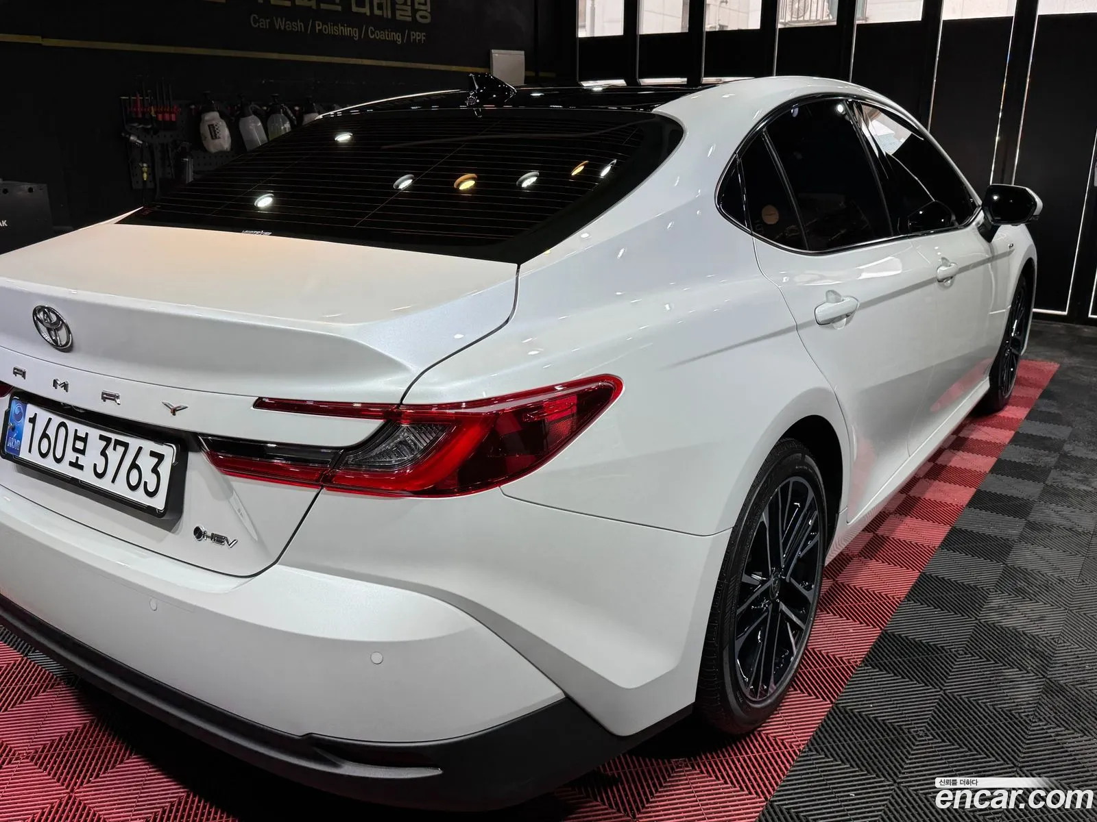 Toyota Camry 2025 — 8