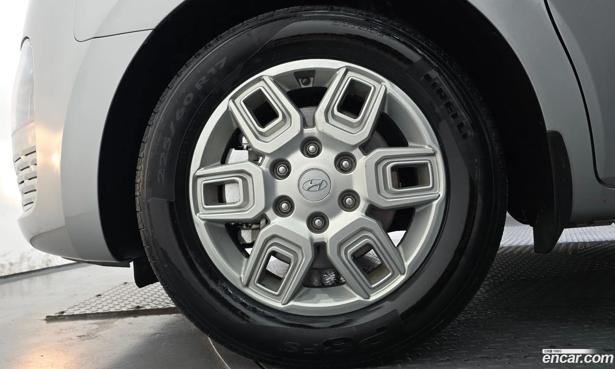 Hyundai Staria 2022 — 16