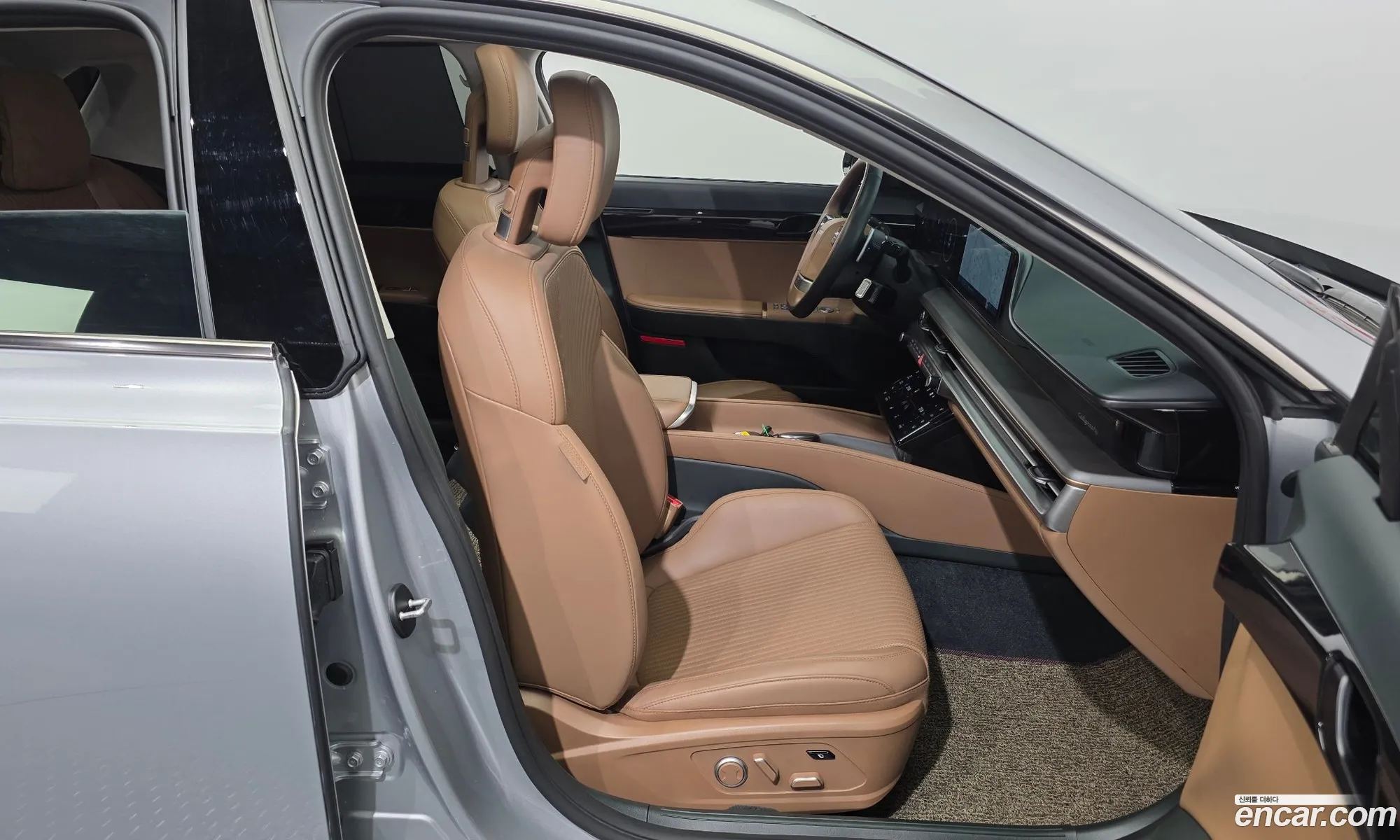 Hyundai Grandeur 2023 — 12