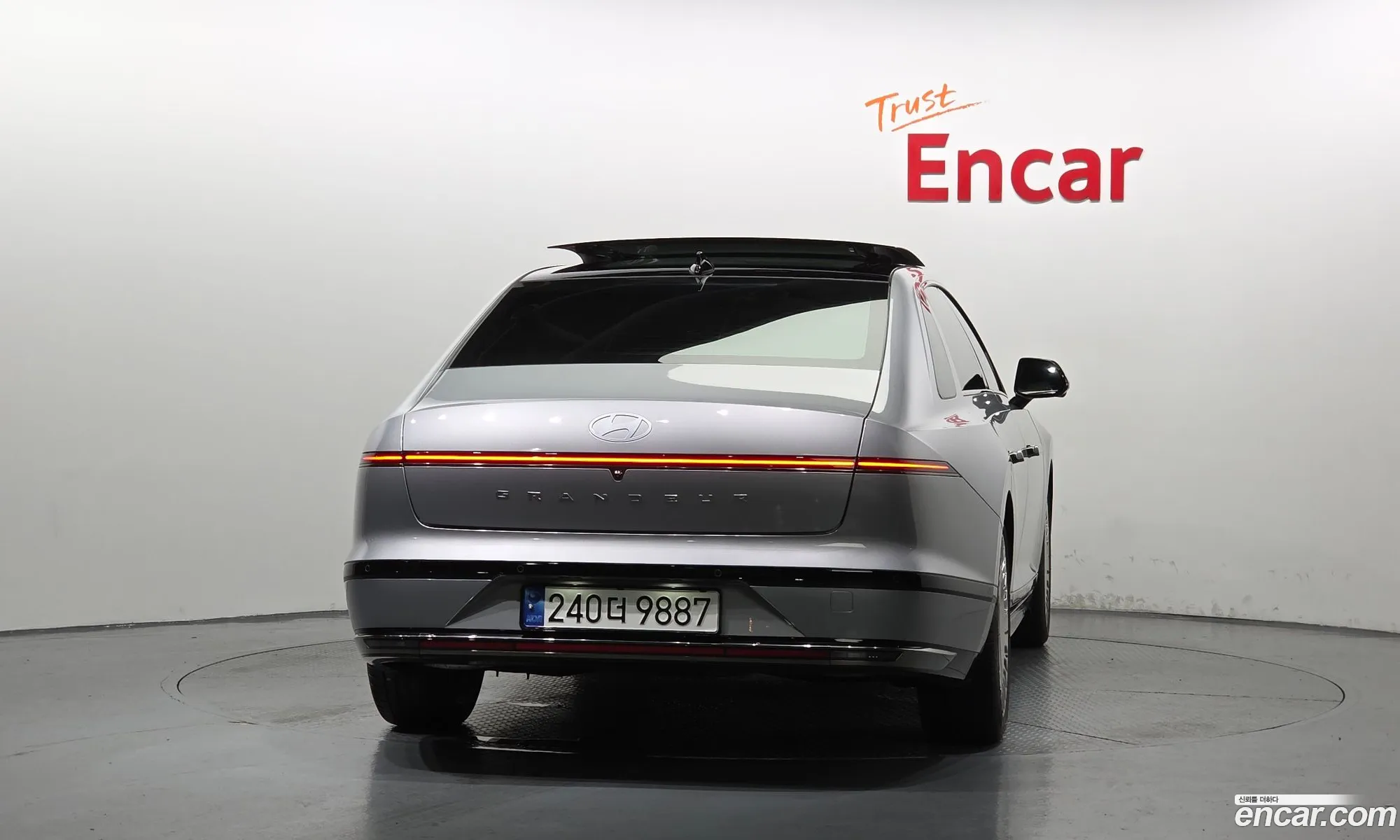 Hyundai Grandeur 2023 — 11