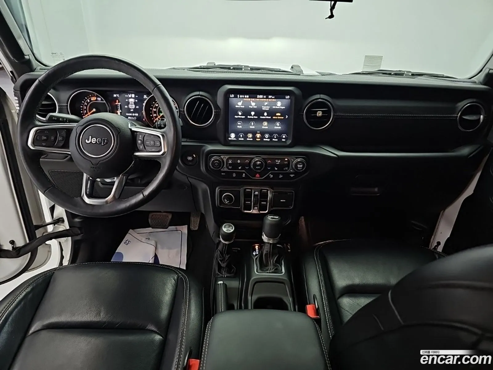Jeep Wrangler 2019 — 13