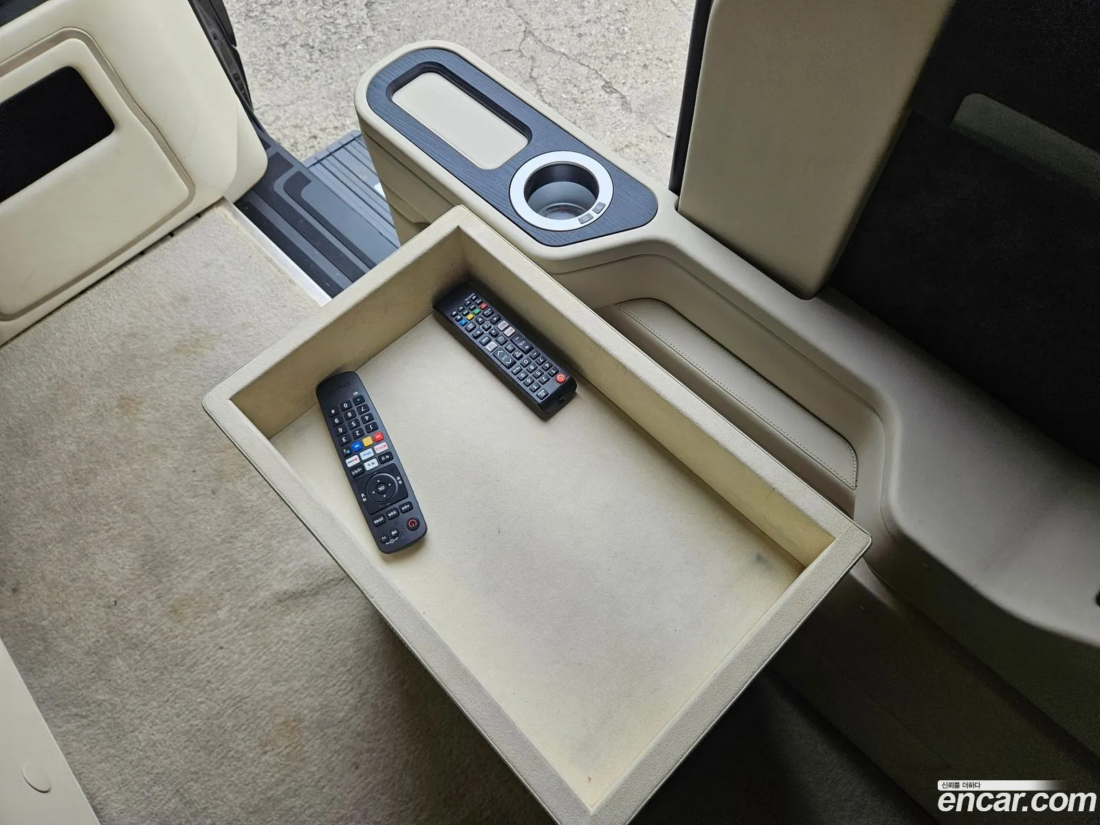 Mercedes-Benz Sprinter 2023 — 14