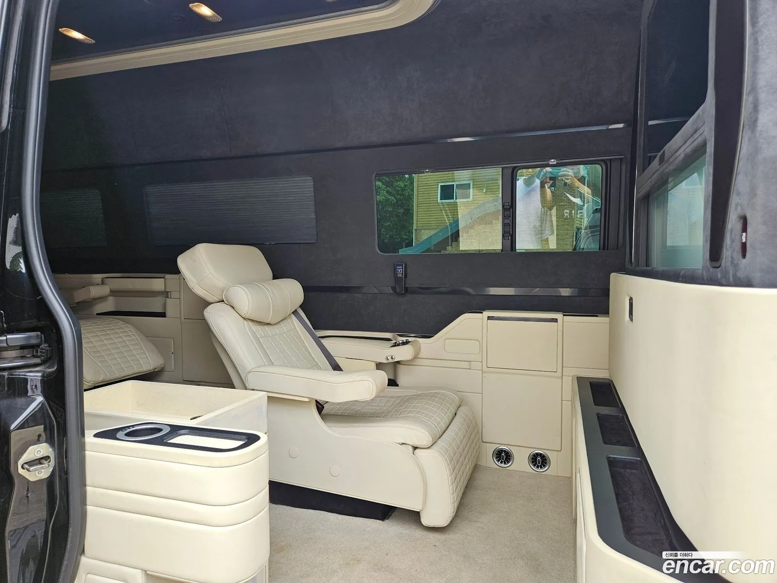 Mercedes-Benz Sprinter 2023 — 16