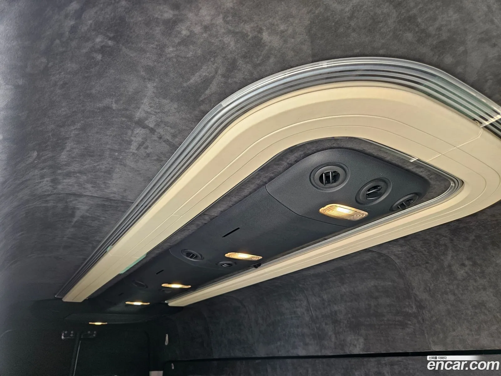 Mercedes-Benz Sprinter 2023 — 12