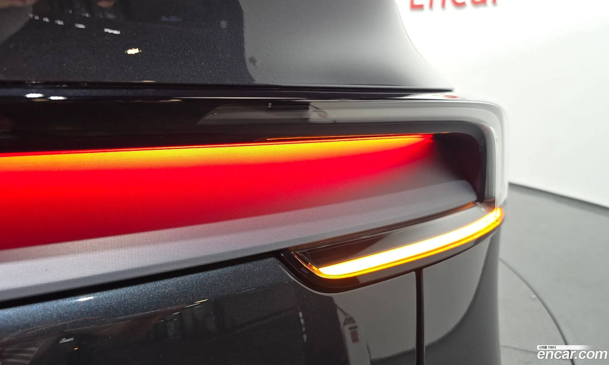 Tesla Model Y 2025 LRWYGCEK5SC299896 — 29