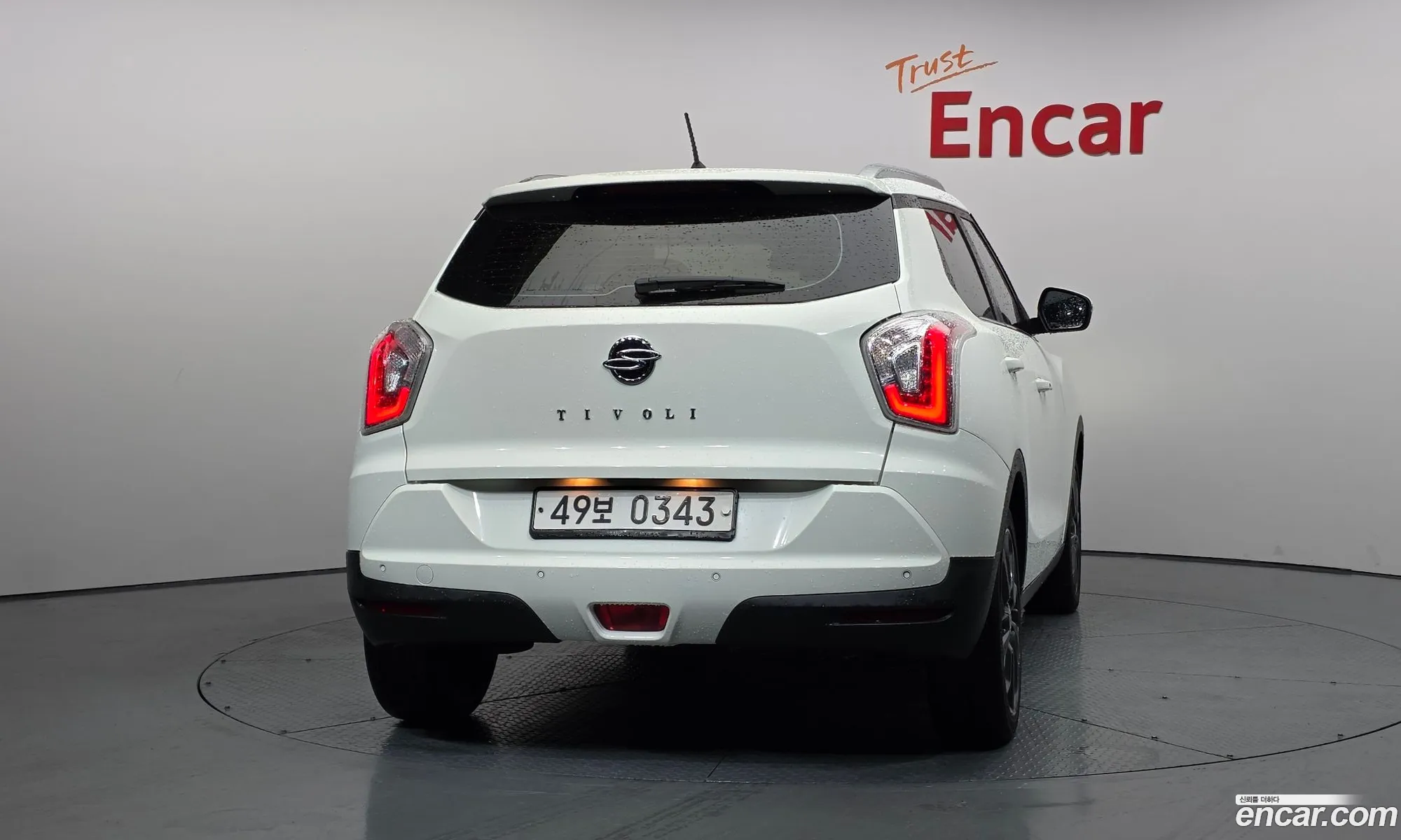 KG Mobility (SsangYong) Tivoli 2016 — 3