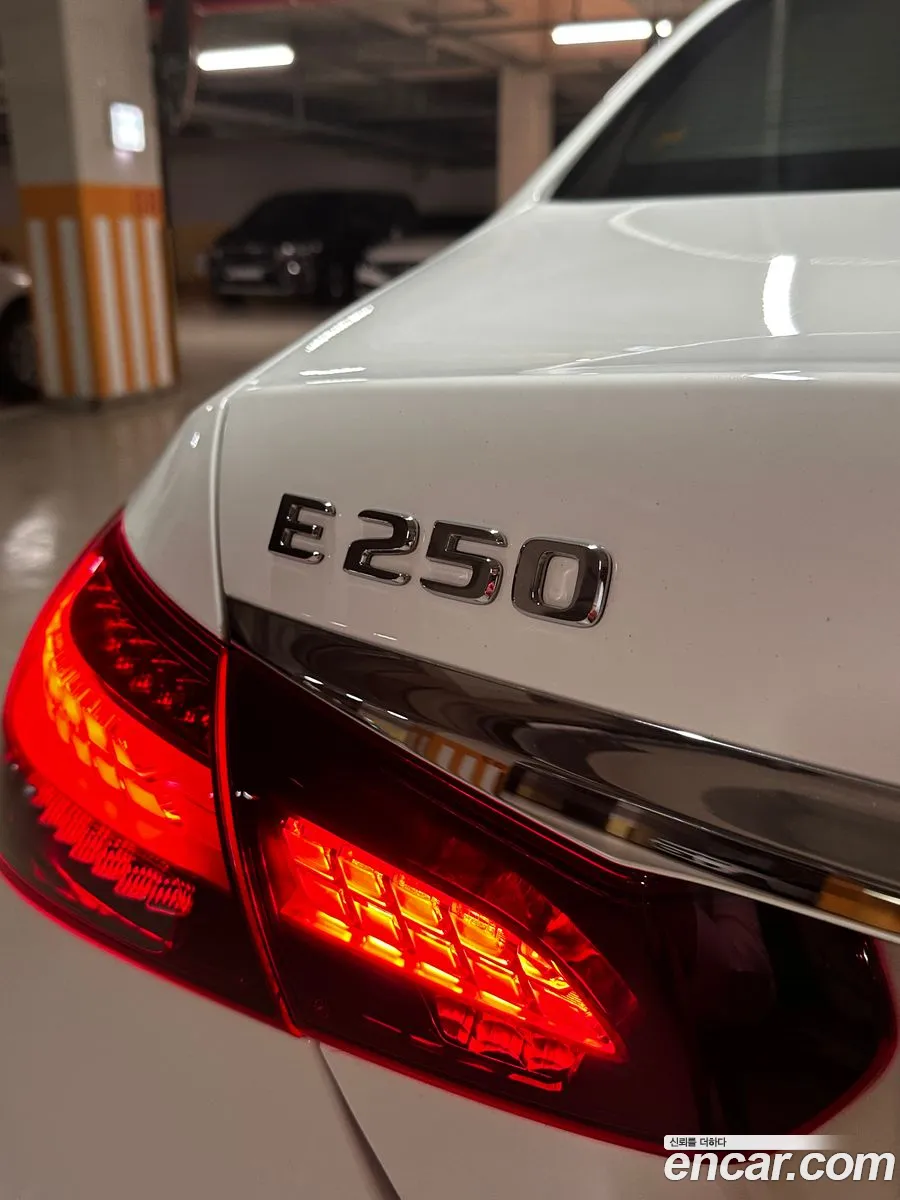 Mercedes-Benz E-Class W213 2023 — 14