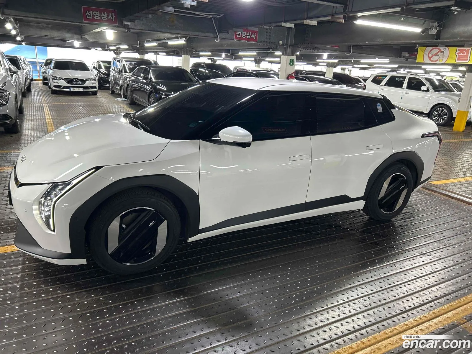 Kia EV4 2025 — 9