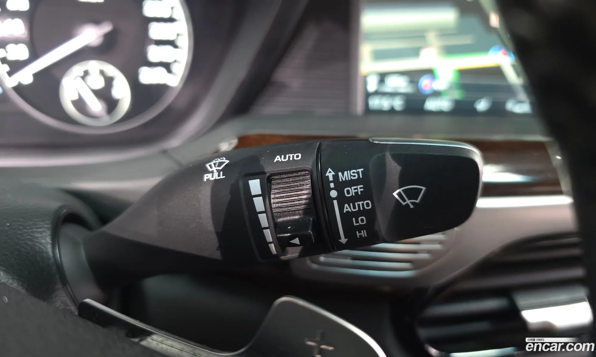 Genesis EQ900 2016 — 7