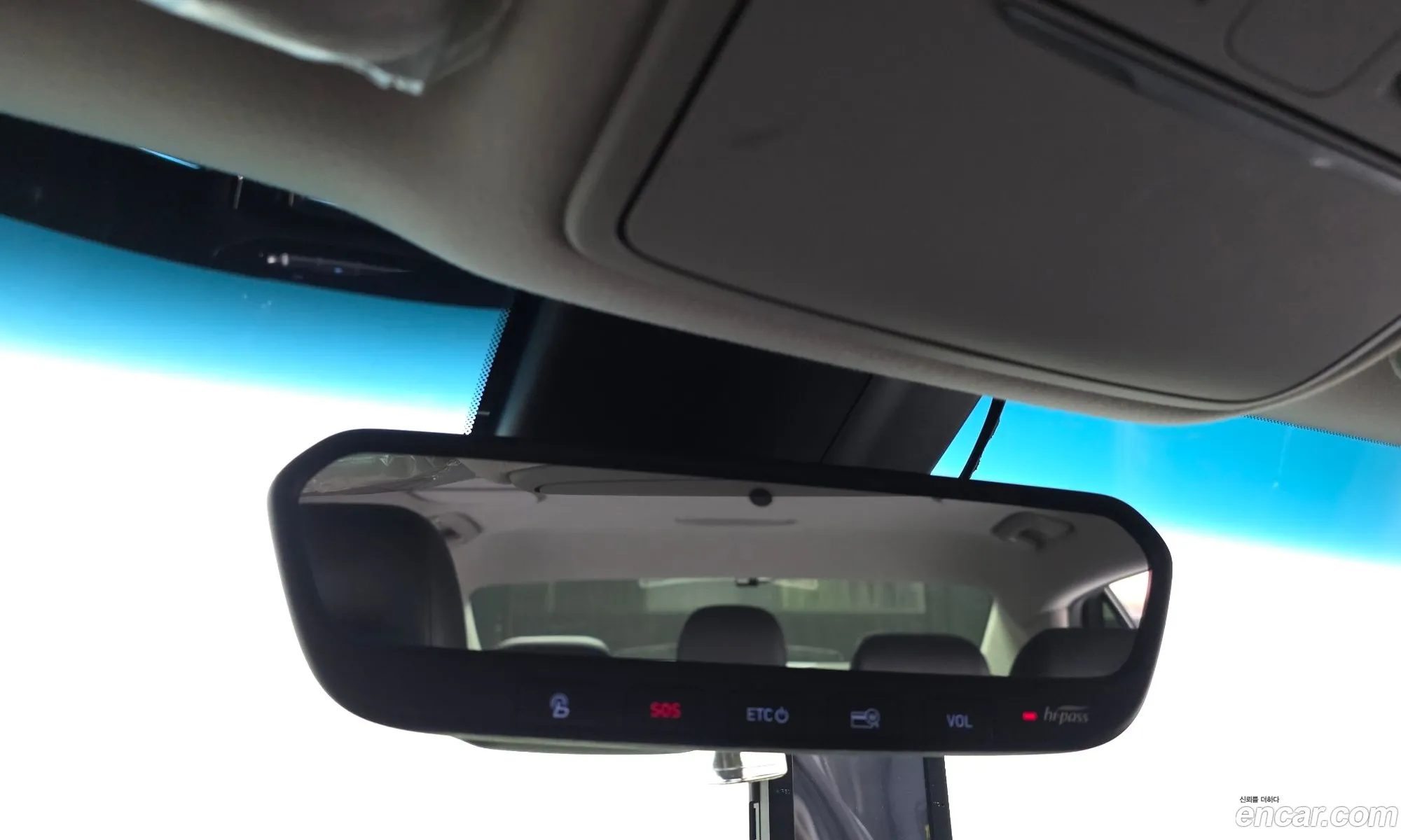 Genesis EQ900 2016 — 28