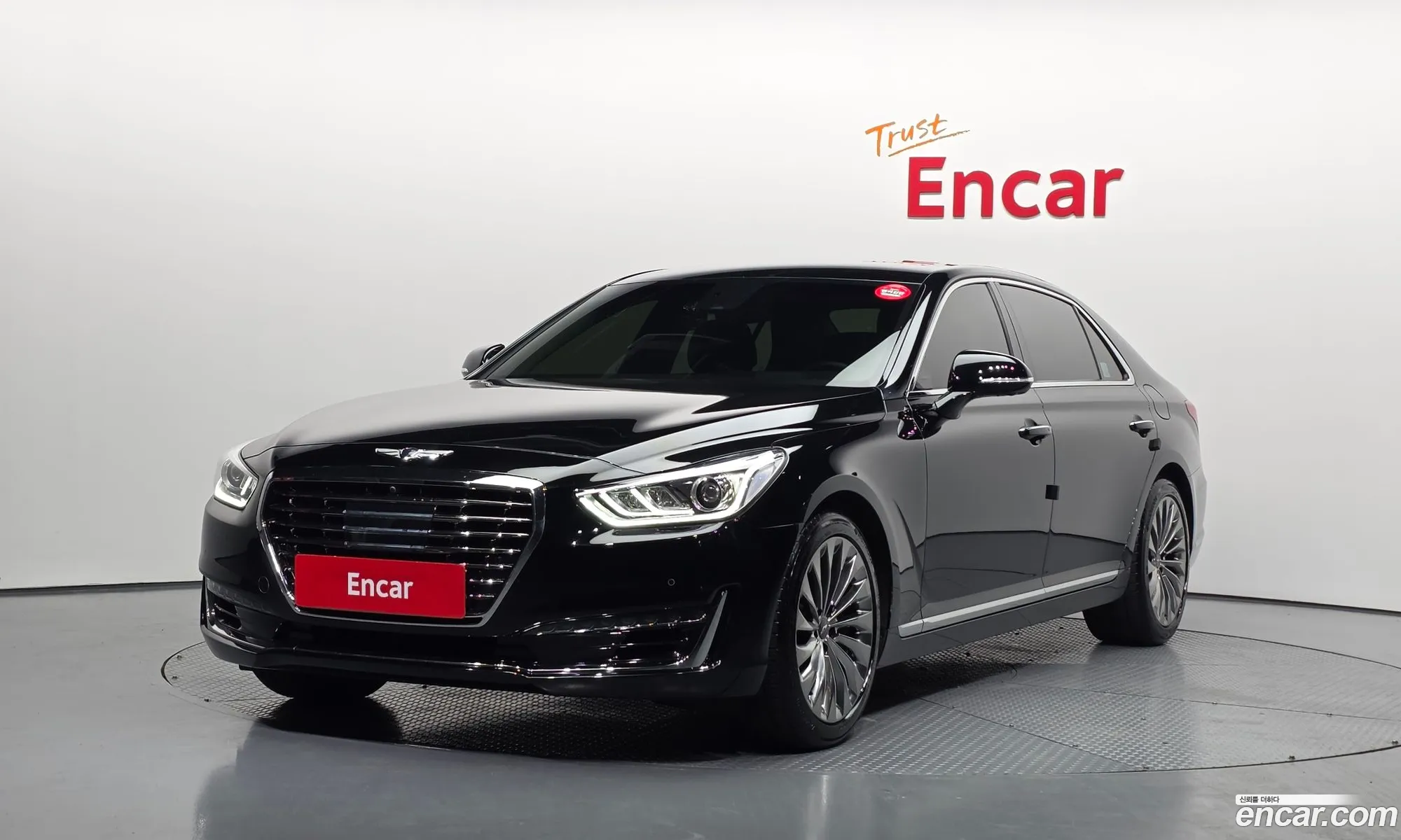 Genesis EQ900 2016 — 12