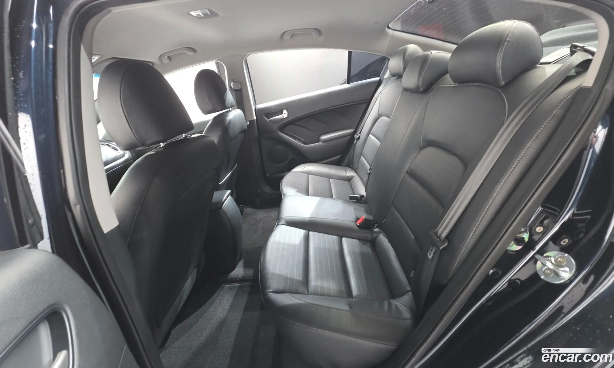 Kia K3 2016 — 23