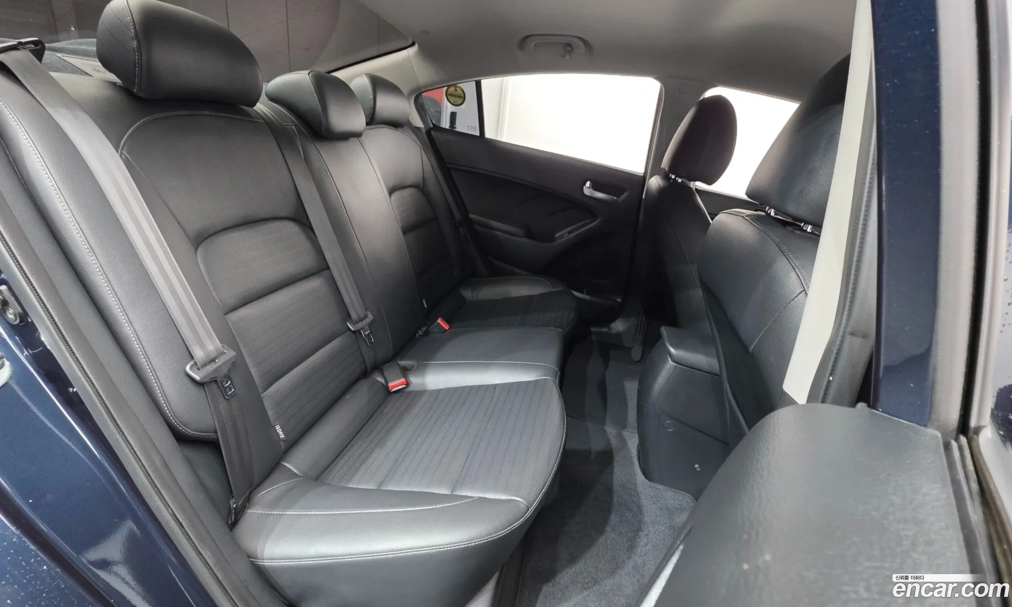 Kia K3 2016 — 27