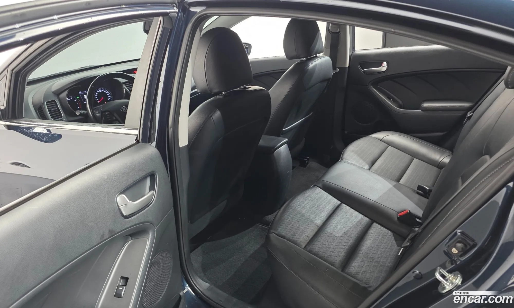 Kia K3 2016 — 19