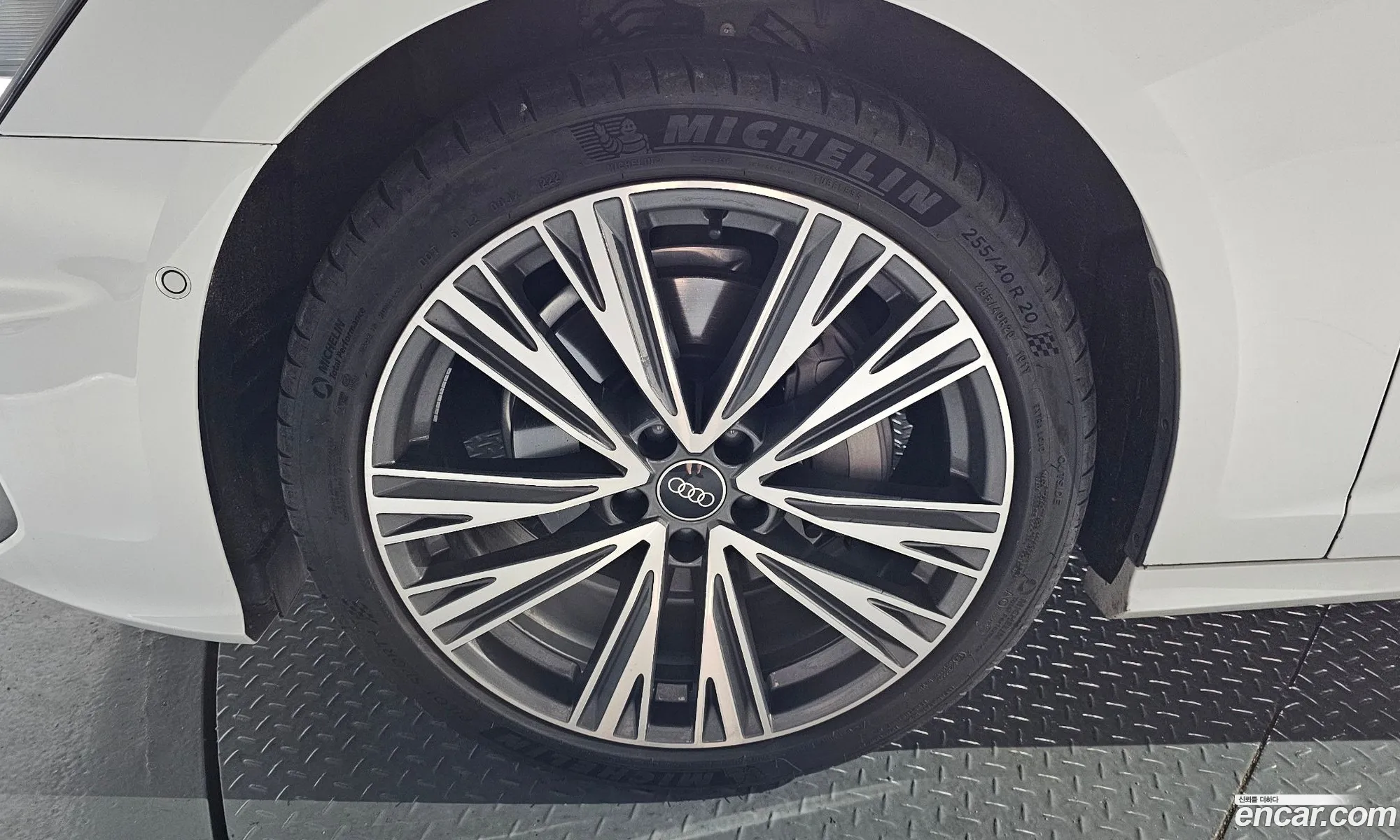 Audi A6 2022 — 11