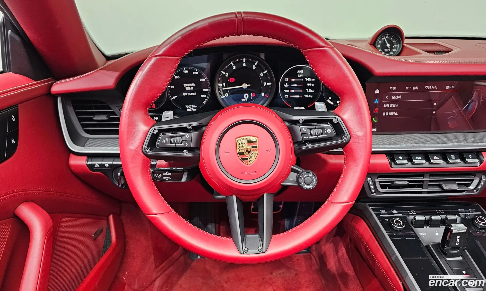 Porsche 911 2024 — 2