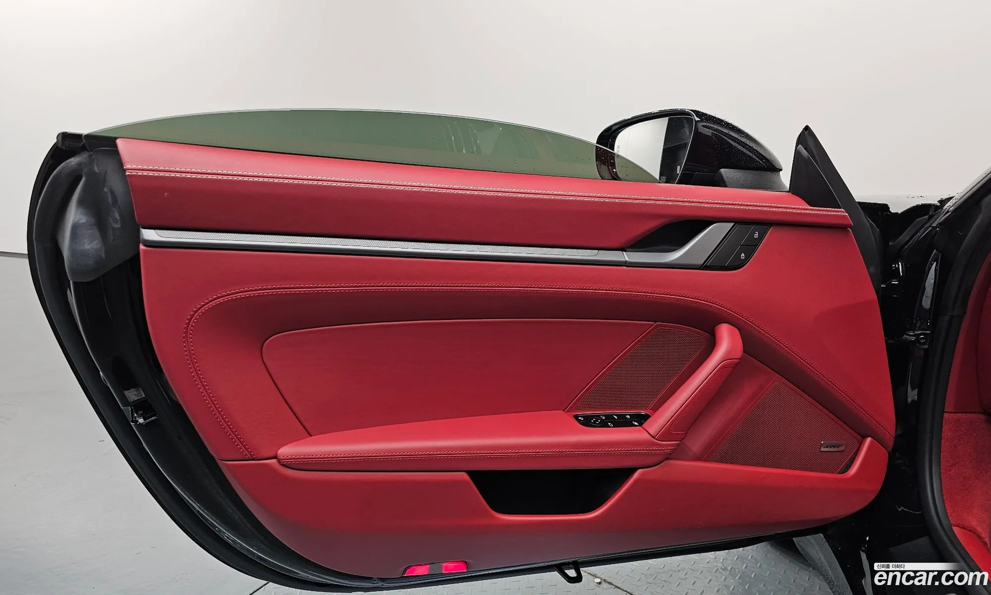 Porsche 911 2024 — 32