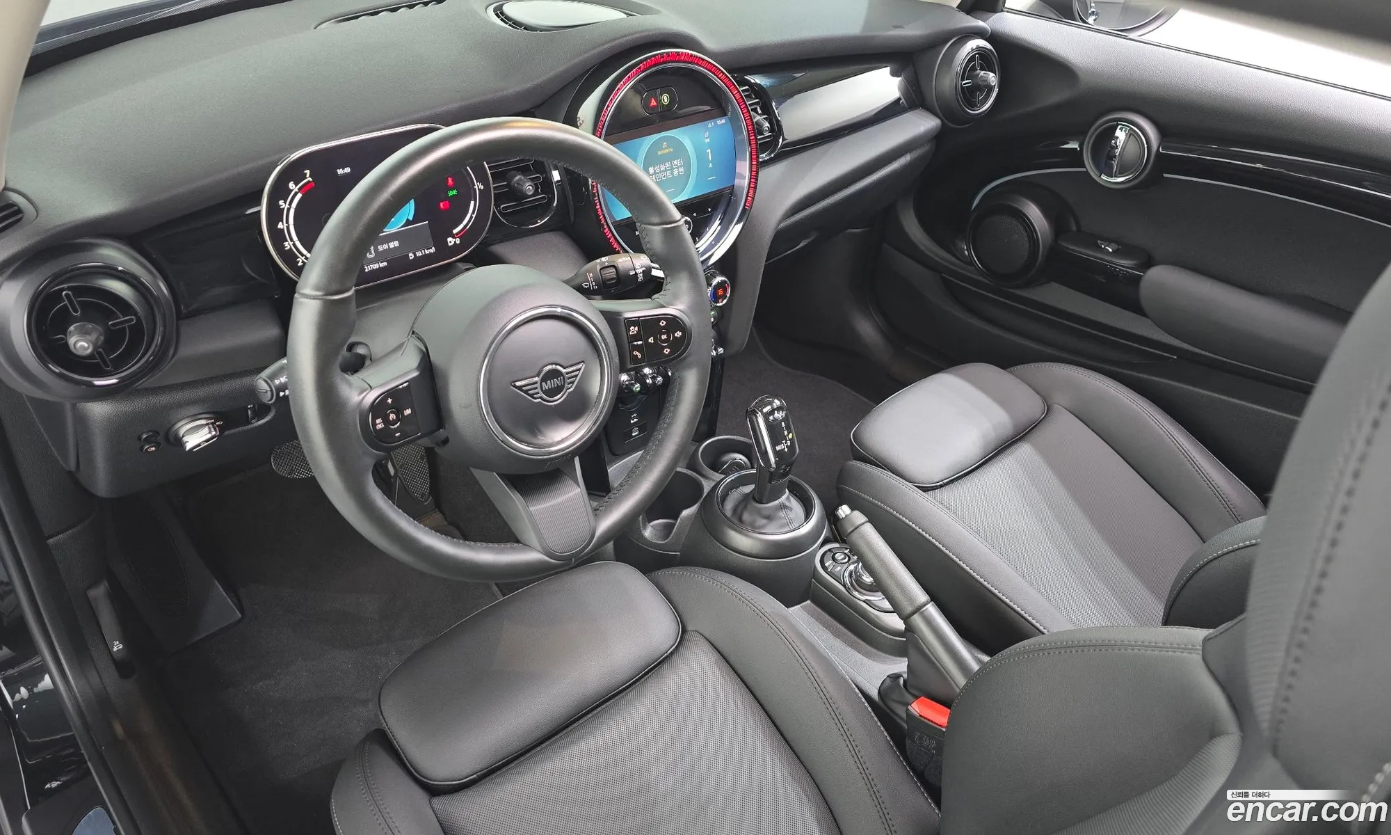 Mini Cooper 2024 WMW41DH05R2V27864 — 22