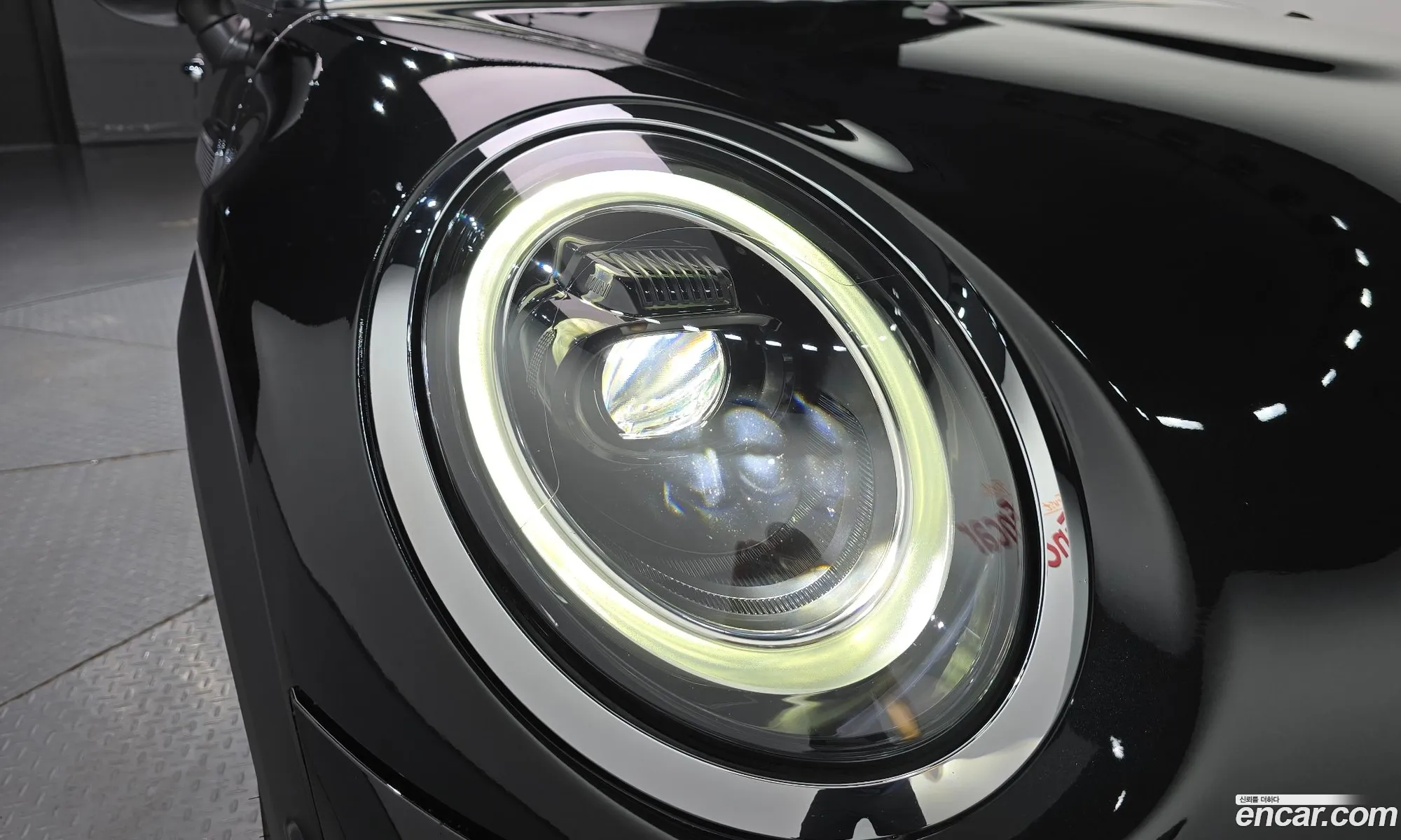Mini Cooper 2024 WMW41DH05R2V27864 — 5