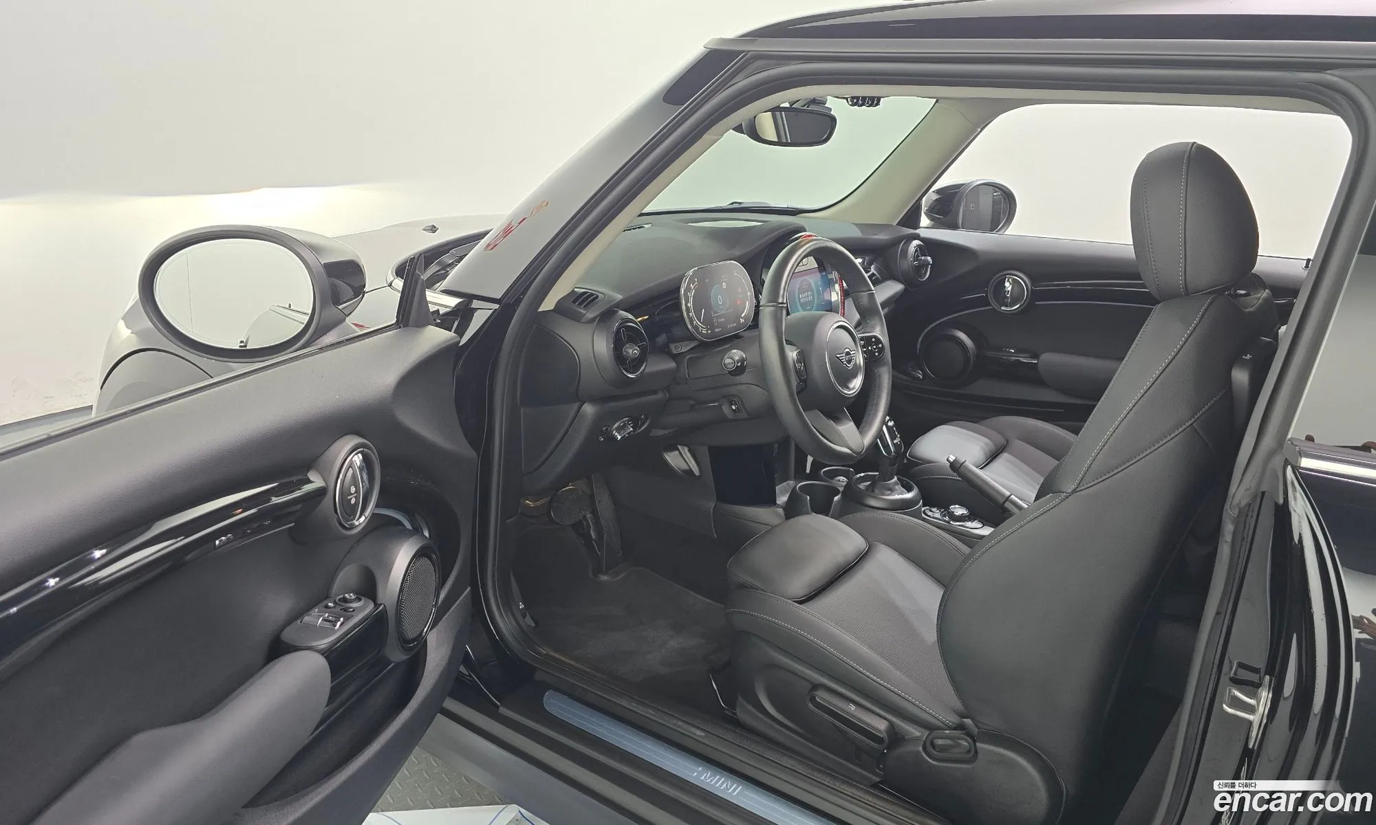 Mini Cooper 2024 WMW41DH05R2V27864 — 20