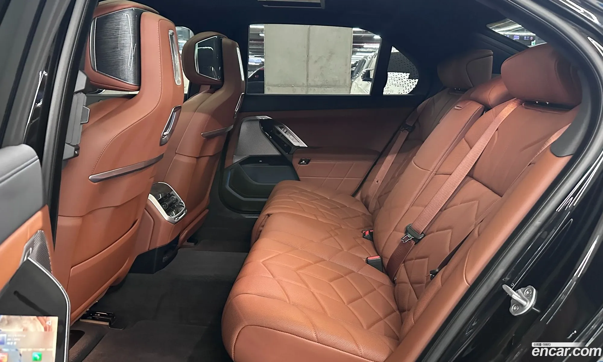 BMW 7 Series 2025 — 10