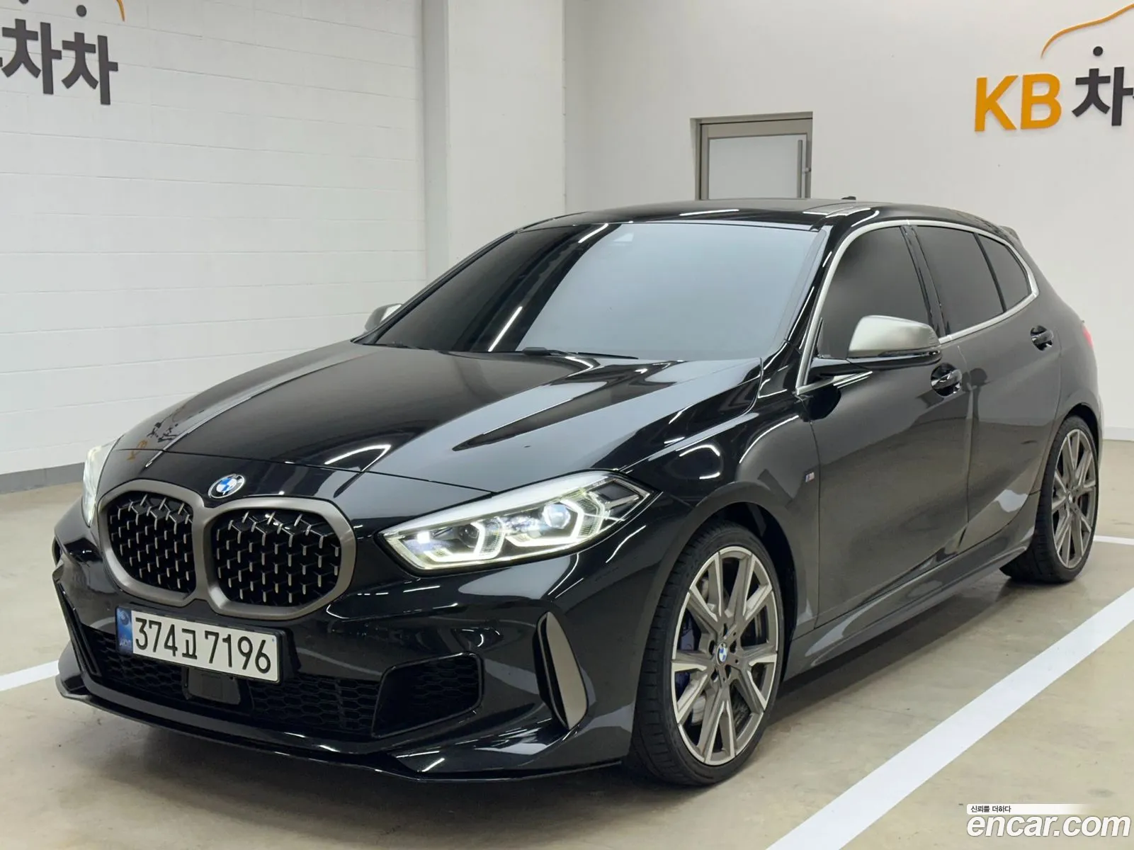 BMW 1 Series 2023 — 18