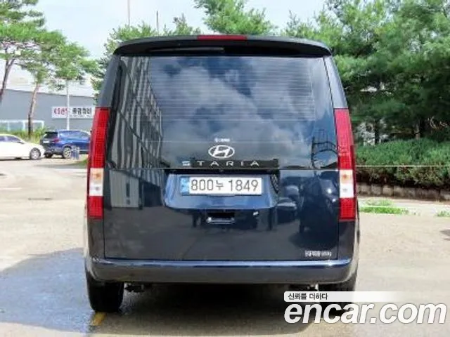 Hyundai Staria 2024 — 3