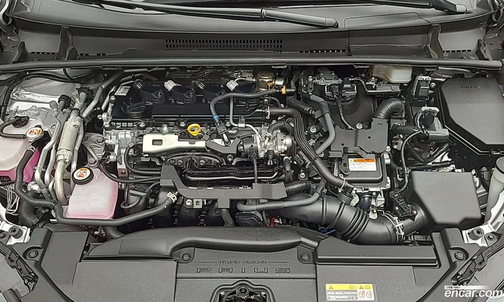 Toyota Prius 2024 — 18