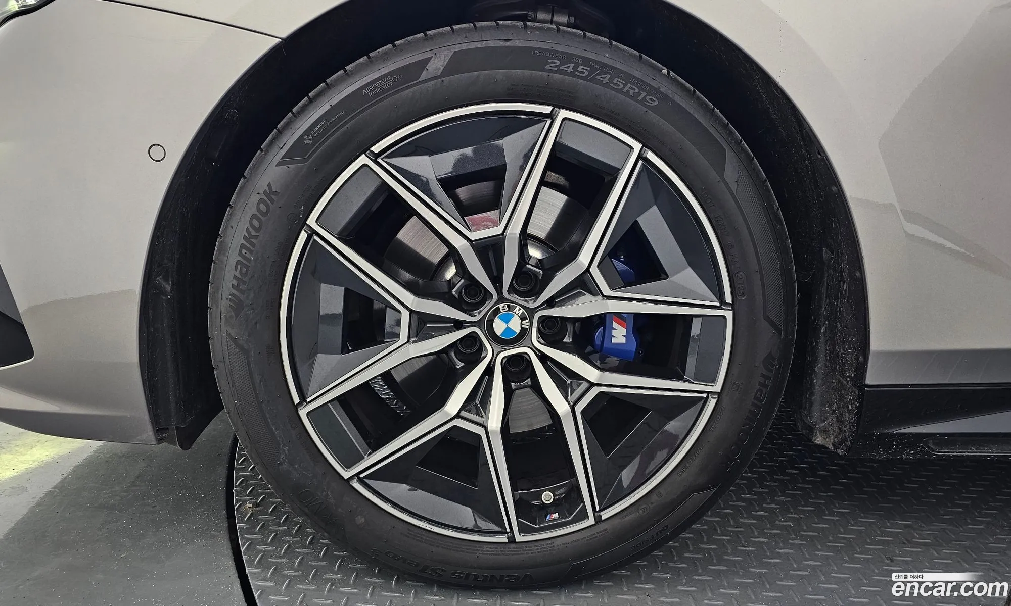 BMW 5 Series 2025 — 10