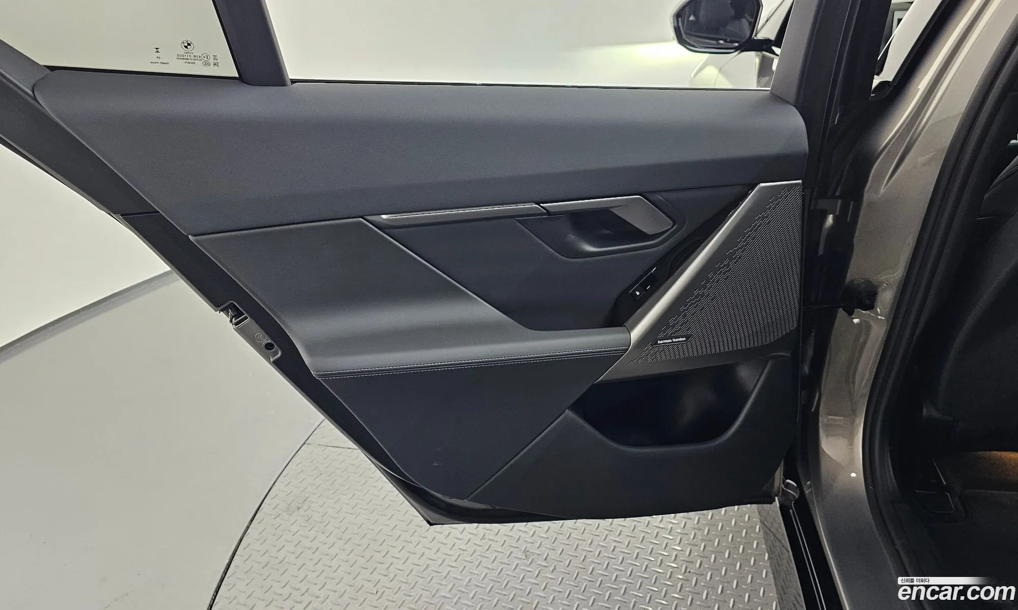 BMW 5 Series 2025 — 6