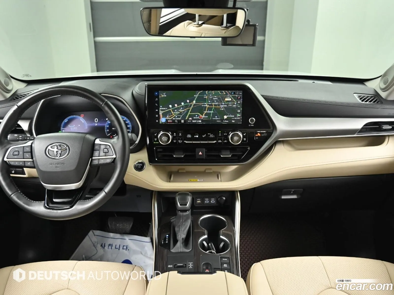 Toyota Highlander 2023 — 12