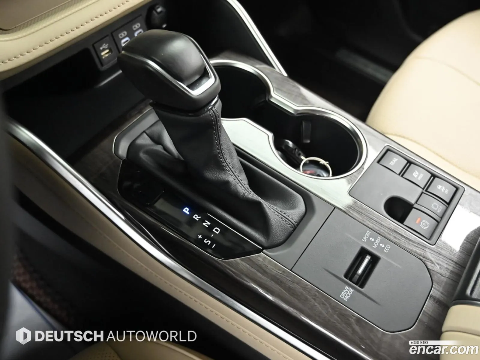 Toyota Highlander 2023 — 13