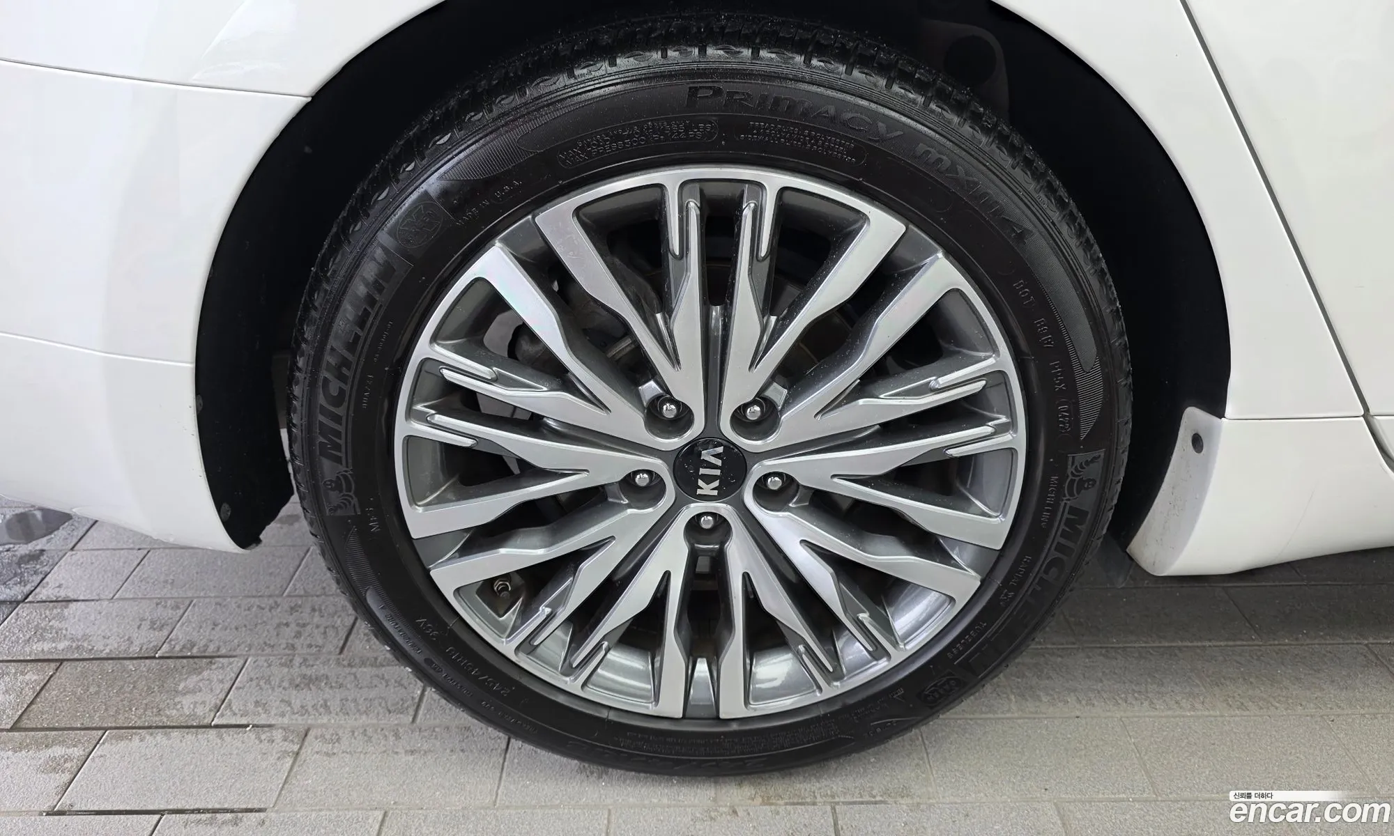 Kia K7 Premier 2019 — 14