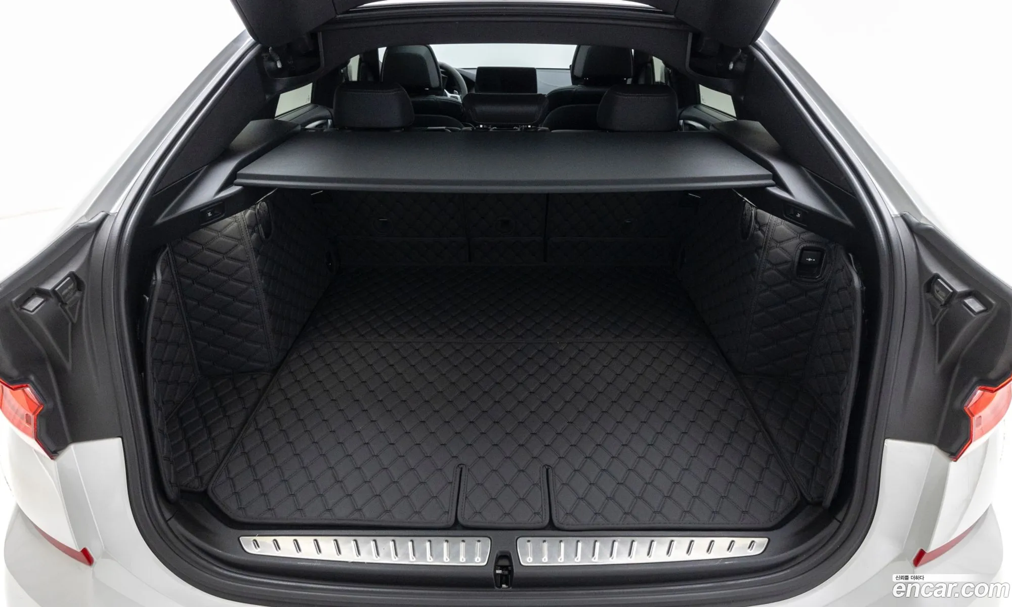 BMW 6 Series GT 2023 — 19
