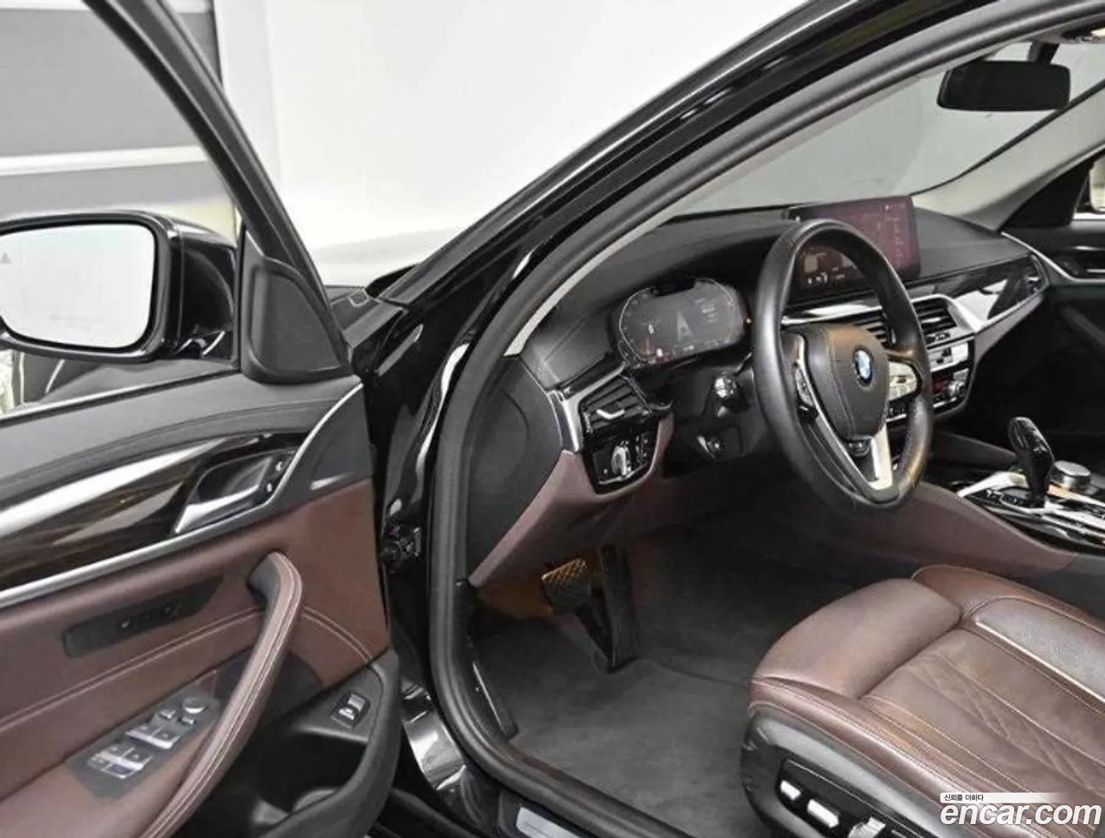 BMW 5 Series 2023 — 18