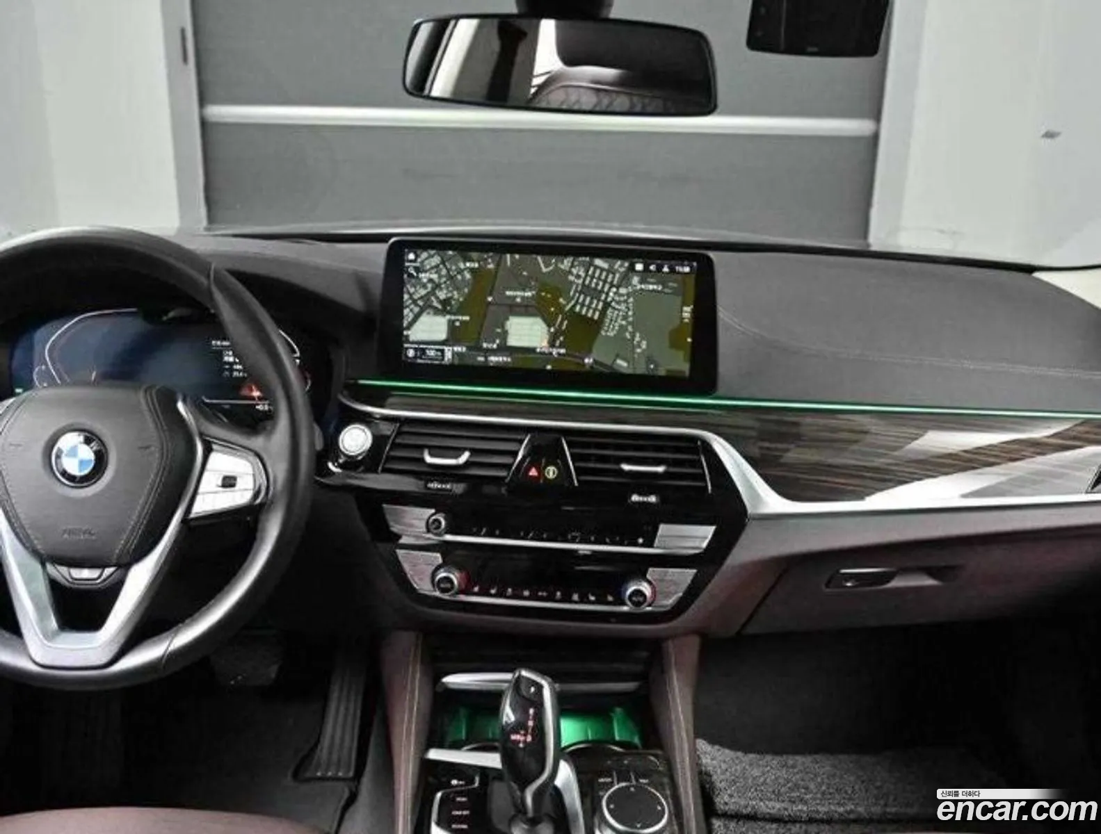 BMW 5 Series 2023 — 12
