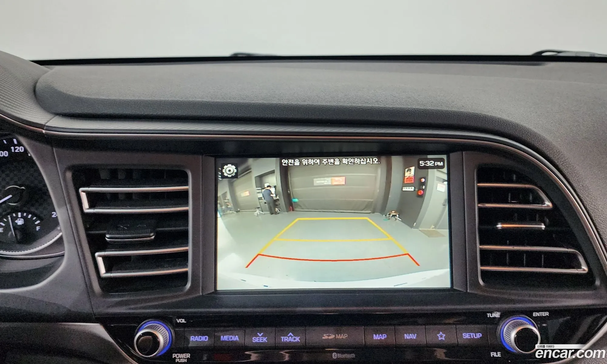 Hyundai Elantra AD 2020 — 4